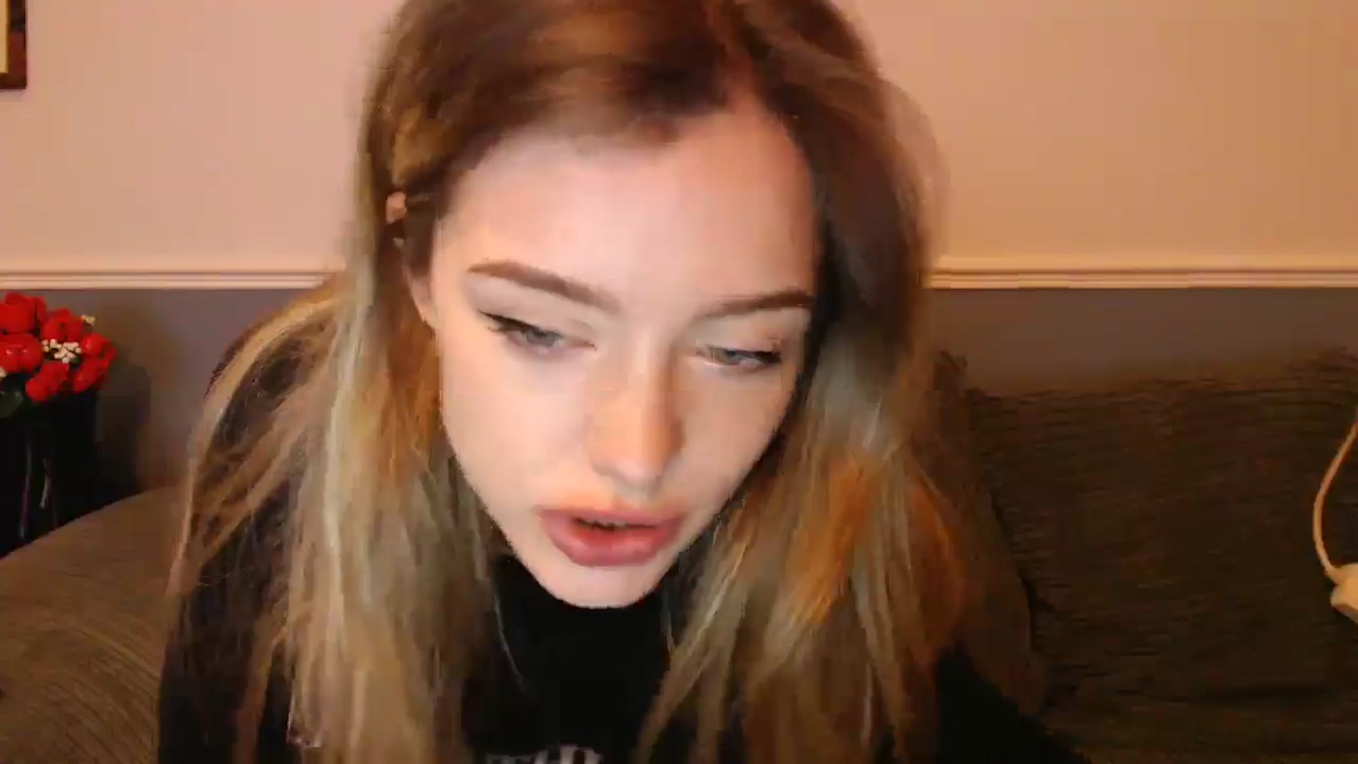 Gallery image thumbnail from KittyCash3w's myfreecams stream on, 02/25/2026, 21:28 image 3 of 20