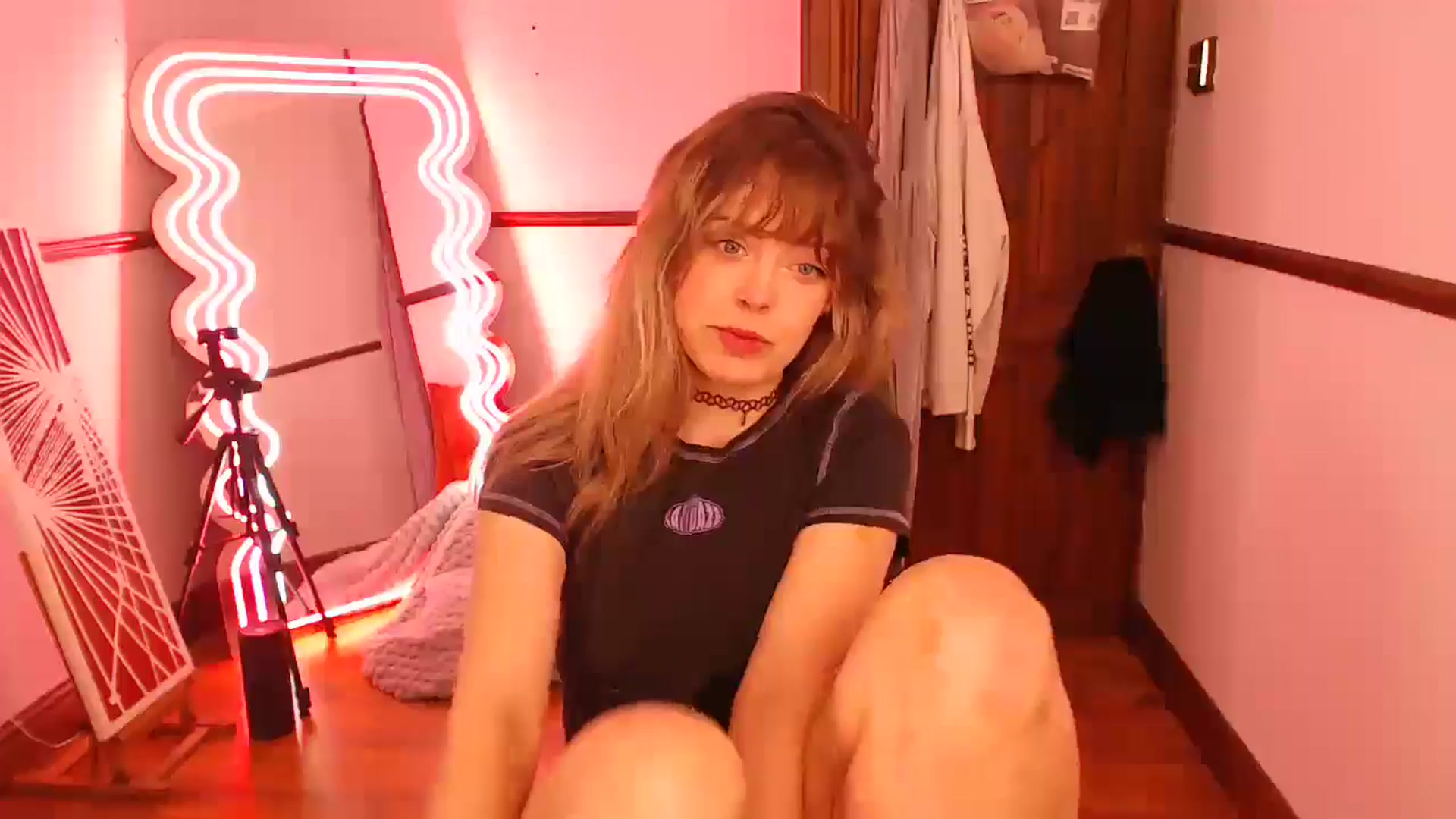 Gallery image thumbnail from KittyCash3w's myfreecams stream on, 02/27/2026, 13:14 image 15 of 20