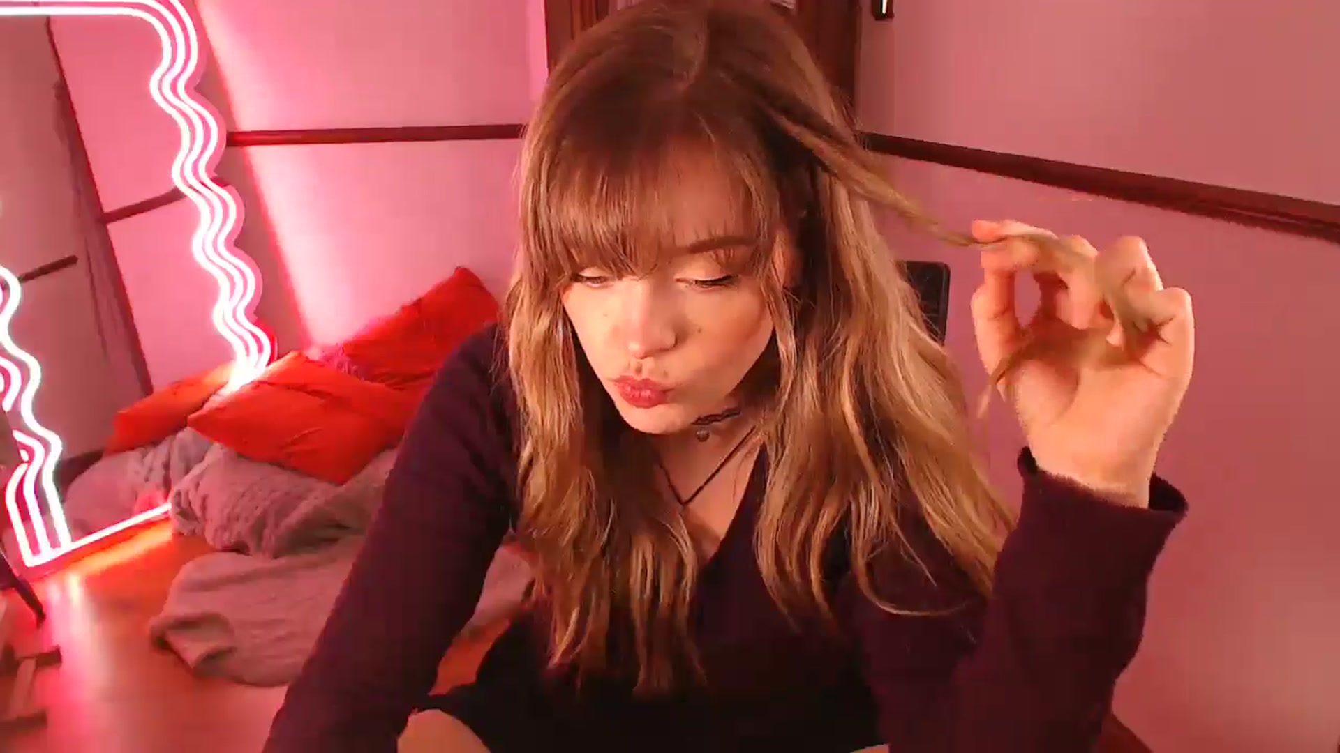 Gallery image thumbnail from KittyCash3w's myfreecams stream on, 03/09/2026, 19:39 image 5 of 20