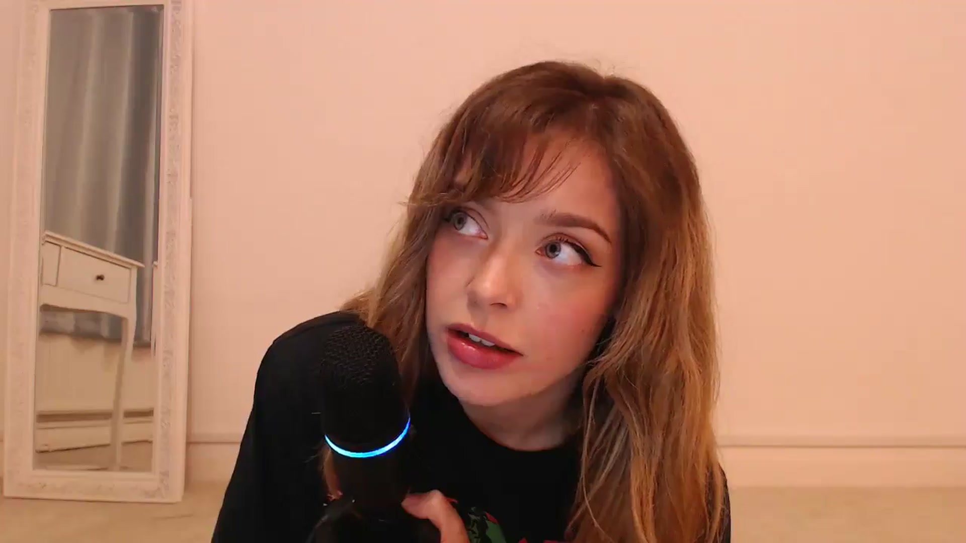 Gallery image thumbnail from KittyCash3w's myfreecams stream on, 03/10/2026, 21:08 image 8 of 20