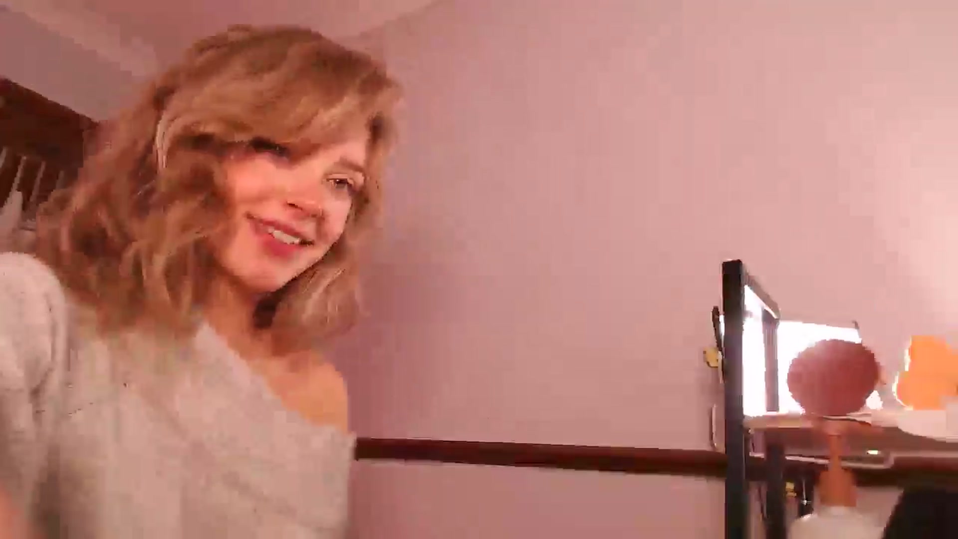 Gallery image thumbnail from KittyCash3w's myfreecams stream on, 03/23/2026, 13:26 image 7 of 20
