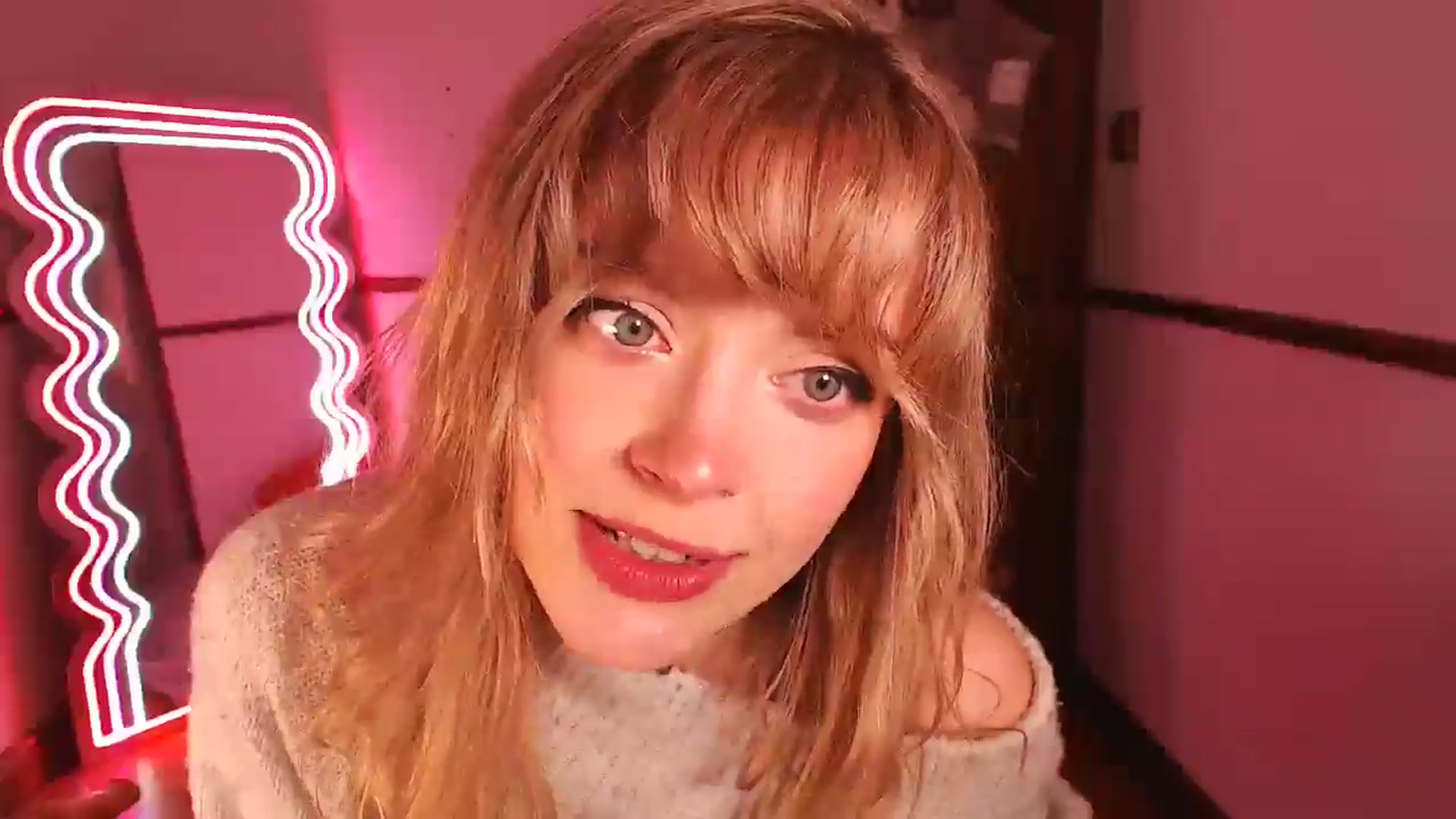 Gallery image thumbnail from KittyCash3w's myfreecams stream on, 03/31/2026, 18:41 image 13 of 20