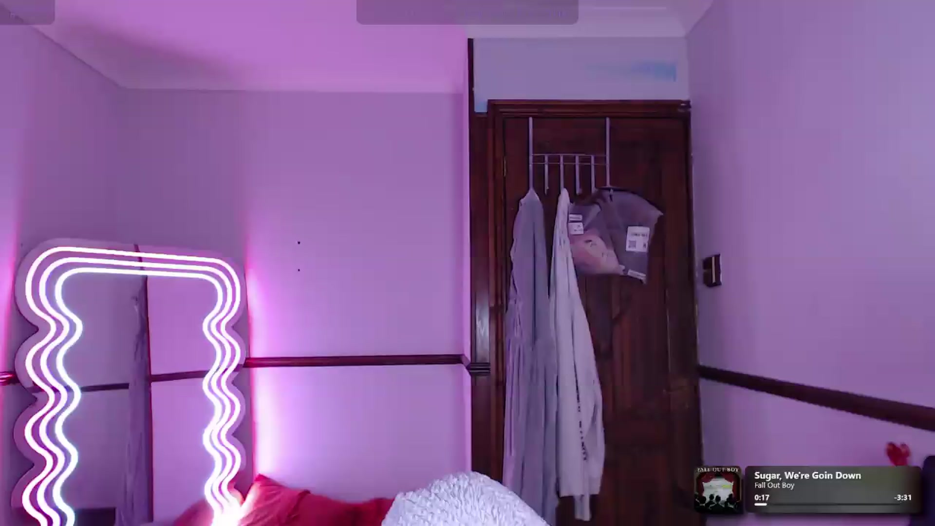 Gallery image thumbnail from KittyCash3w's myfreecams stream on, 06/15/2026, 21:30 image 13 of 20