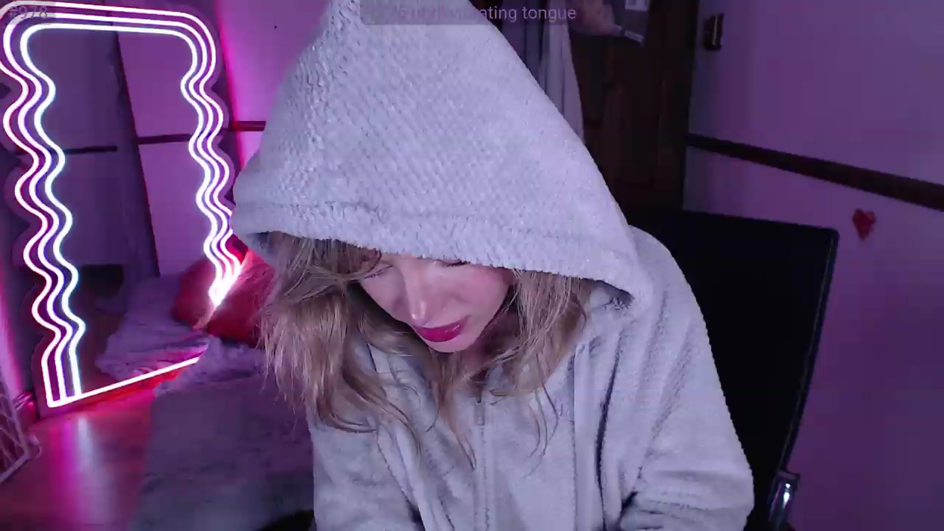 Gallery image thumbnail from KittyCash3w's myfreecams stream on, 06/15/2026, 21:44 image 14 of 20