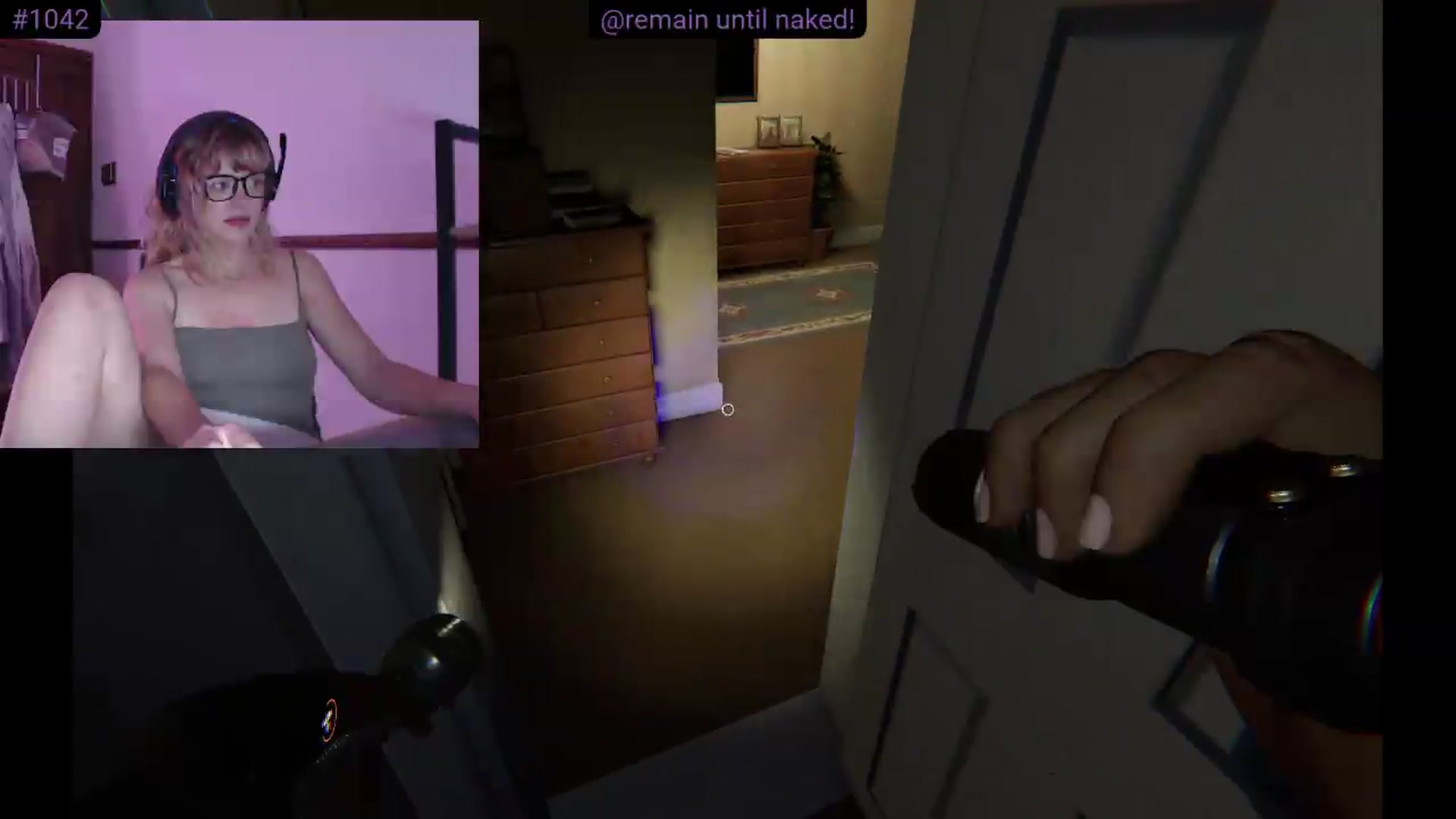 Gallery image thumbnail from KittyCash3w's myfreecams stream on, 06/18/2026, 21:01 image 15 of 20