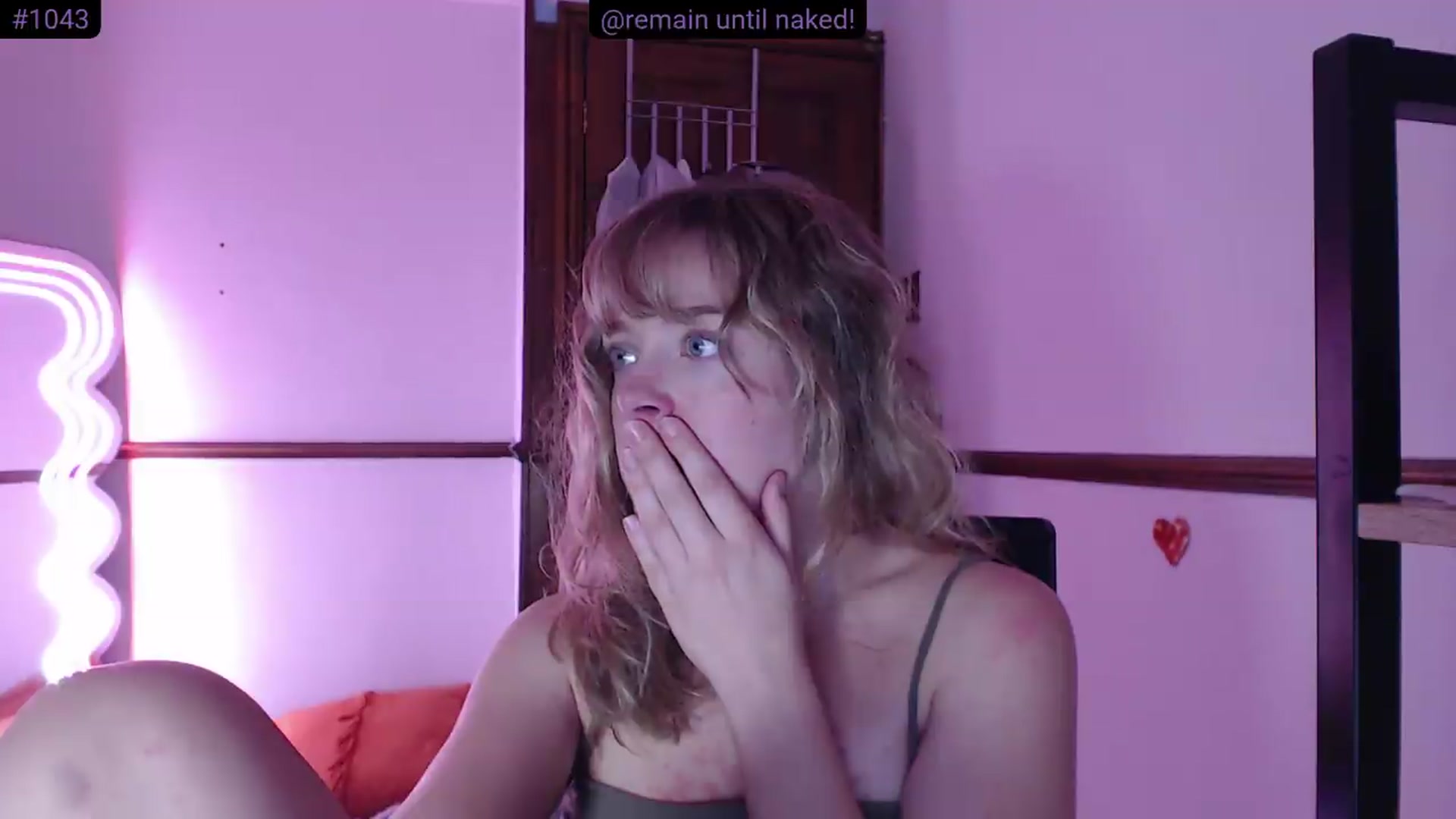 Gallery image thumbnail from KittyCash3w's myfreecams stream on, 06/18/2026, 21:01 image 20 of 20