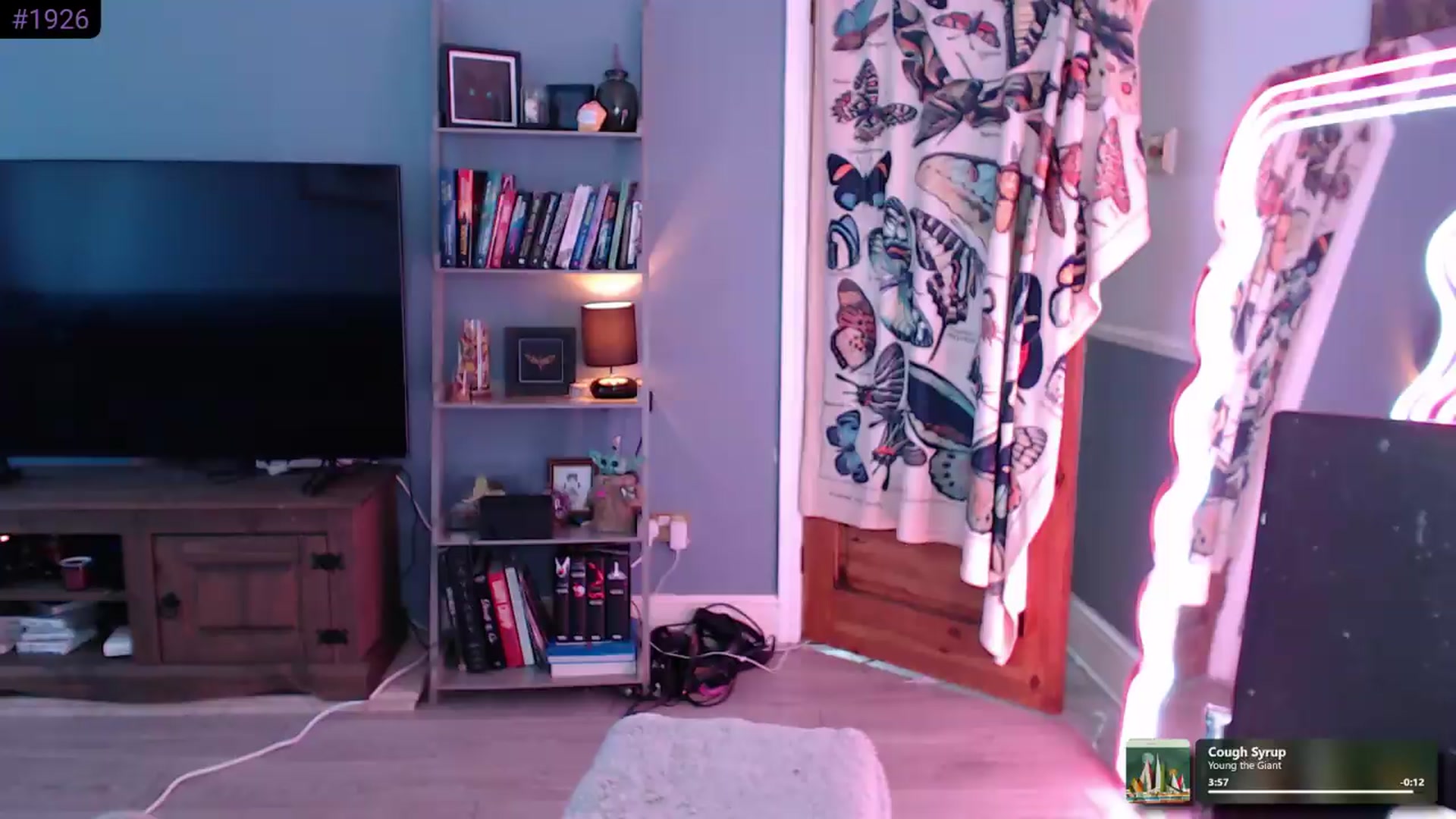 Gallery image thumbnail from KittyCash3w's myfreecams stream on, 07/06/2026, 18:29 image 9 of 20