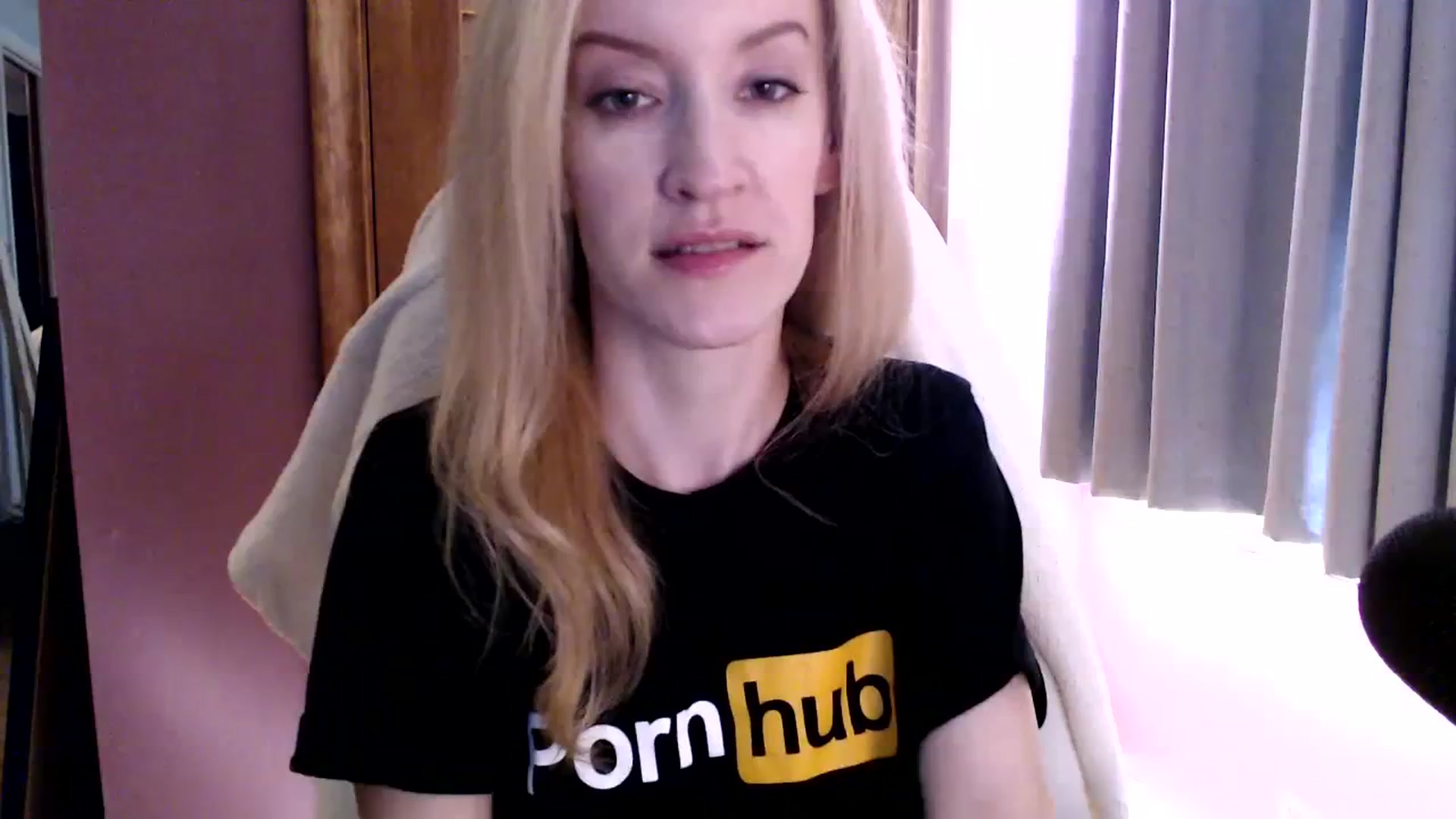 Gallery image thumbnail from KittyDarlingg's myfreecams stream on, 10/02/2023, 17:50 image 16 of 20