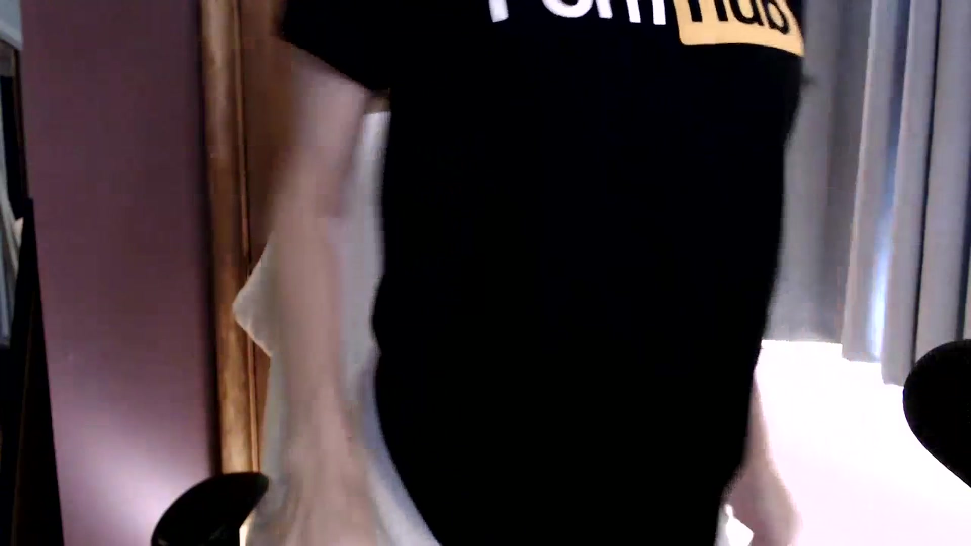 Gallery image thumbnail from KittyDarlingg's myfreecams stream on, 10/02/2023, 17:50 image 3 of 20
