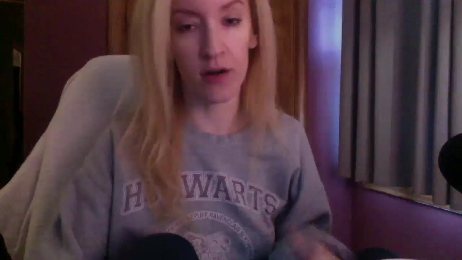 Gallery image thumbnail from KittyDarlingg's myfreecams stream on, 10/03/2023, 12:55 image 5 of 20