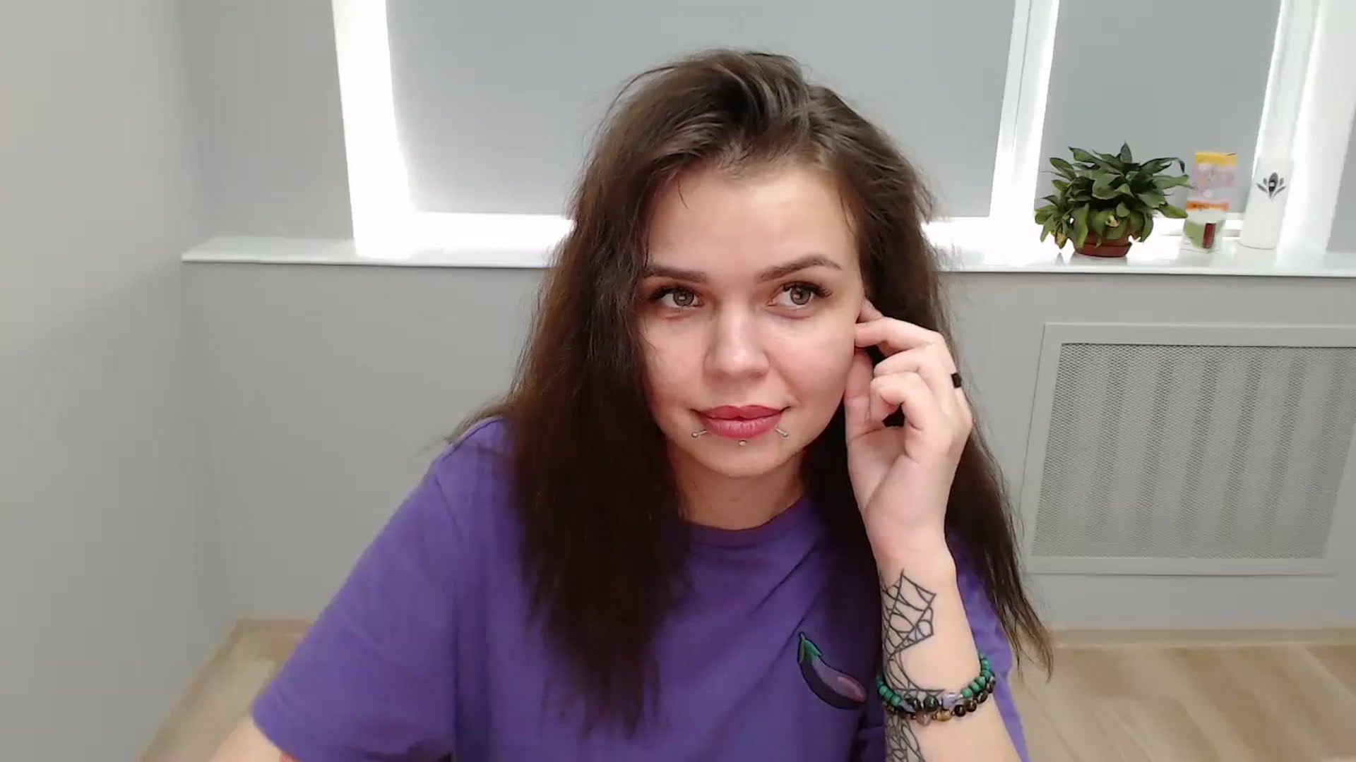 Gallery image thumbnail from KittyDelano's myfreecams stream on, 06/25/2024, 12:42 image 6 of 20