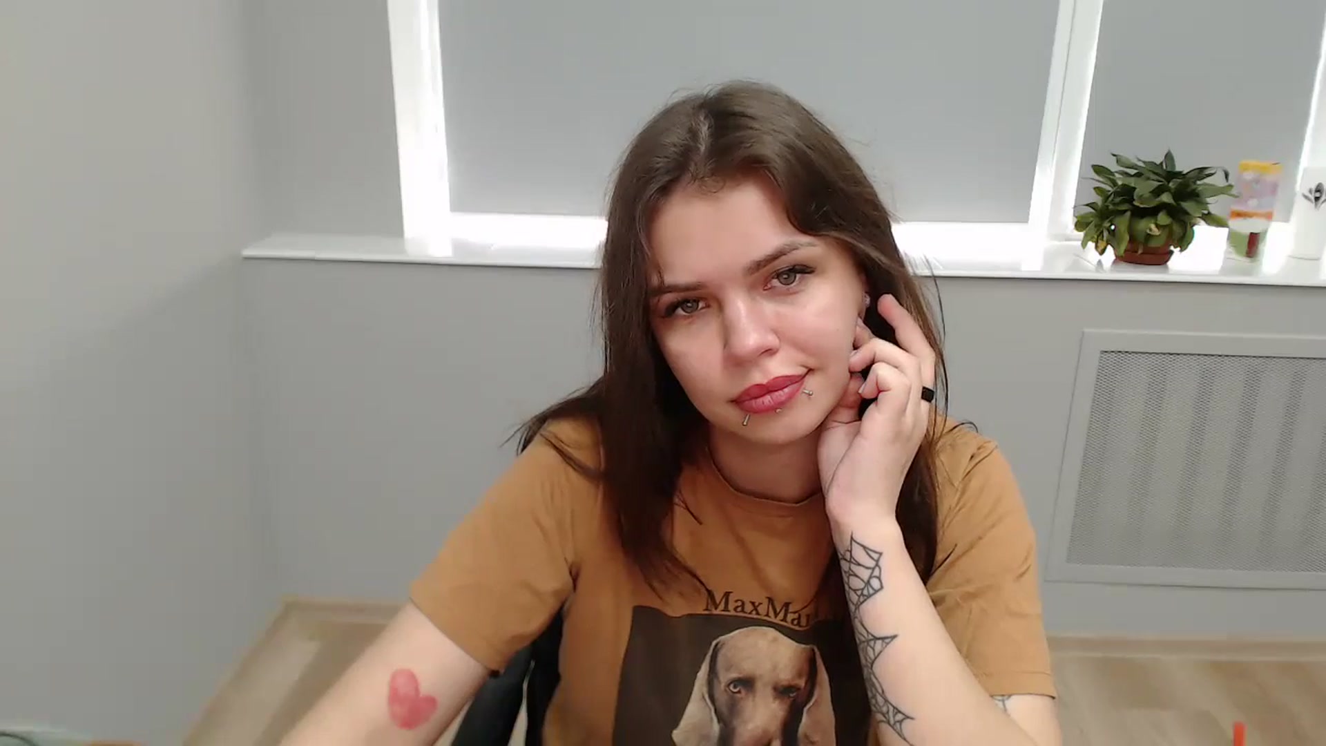 Gallery image thumbnail from KittyDelano's myfreecams stream on, 06/30/2024, 09:51 image 9 of 20
