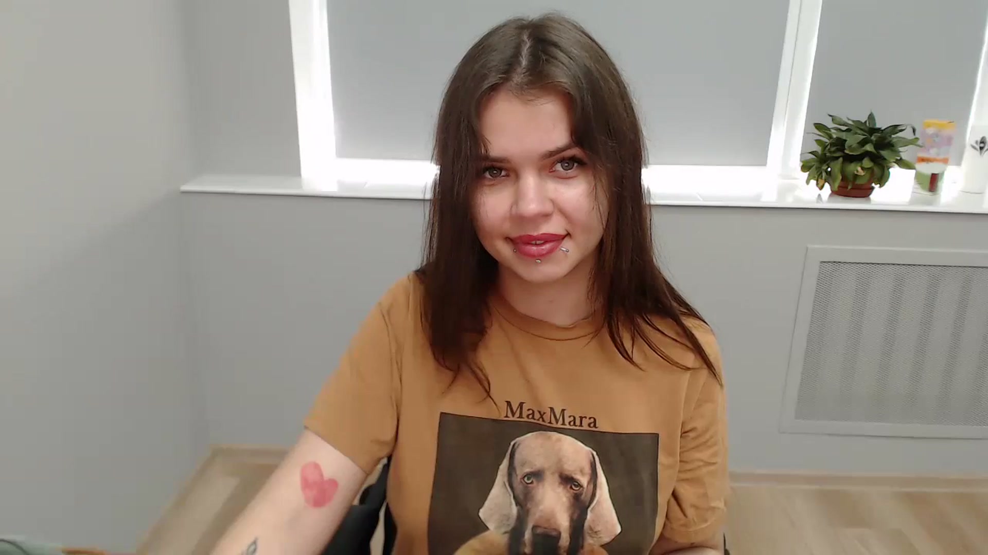 Gallery image thumbnail from KittyDelano's myfreecams stream on, 06/30/2024, 10:18 image 15 of 20