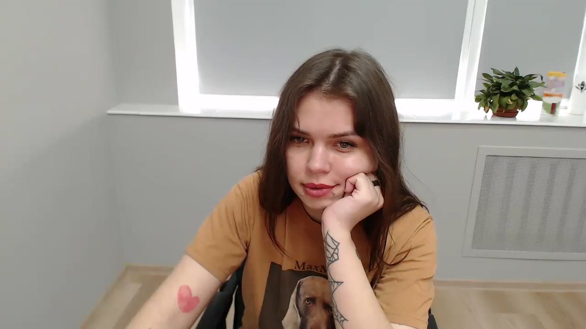 Gallery image thumbnail from KittyDelano's myfreecams stream on, 06/30/2024, 11:08 image 14 of 20