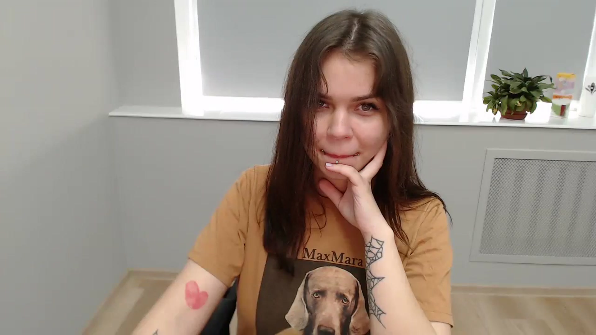 Gallery image thumbnail from KittyDelano's myfreecams stream on, 06/30/2024, 11:08 image 6 of 20