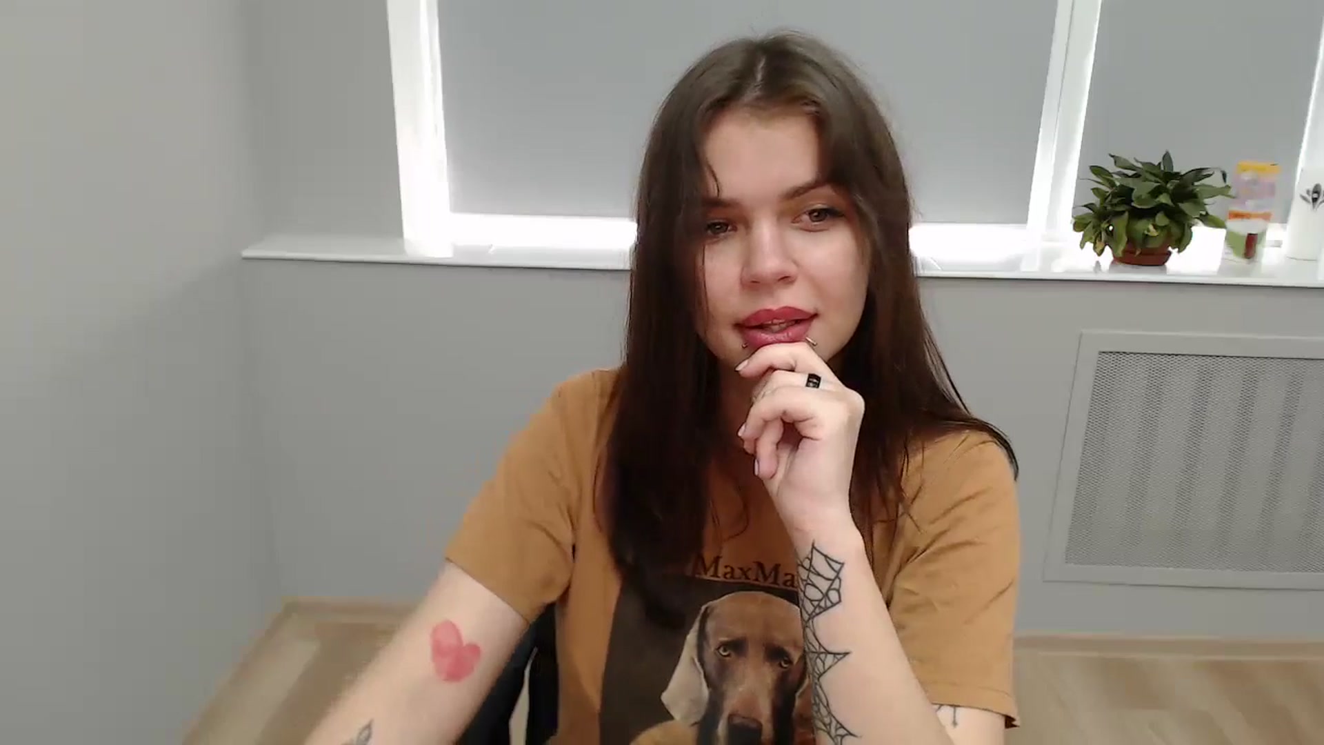 Gallery image thumbnail from KittyDelano's myfreecams stream on, 06/30/2024, 11:08 image 7 of 20