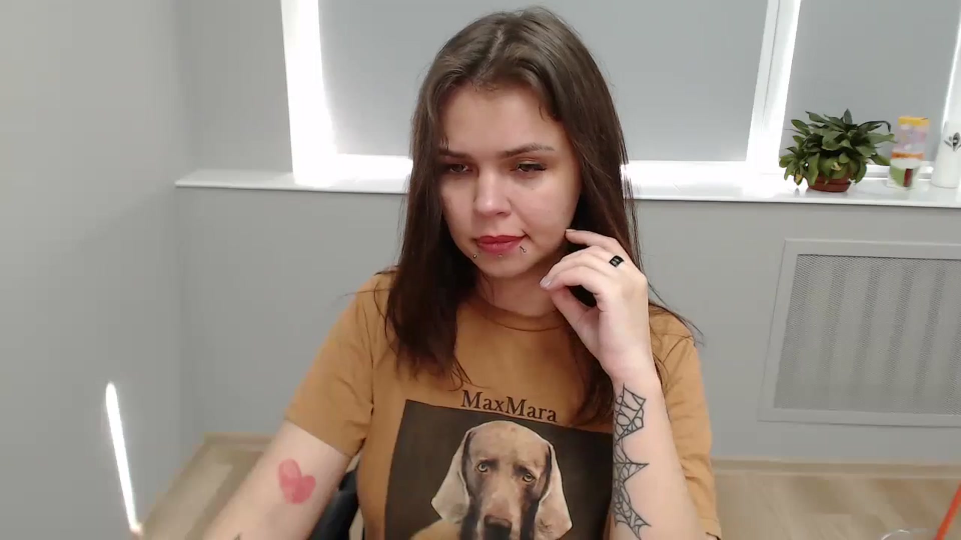 Gallery image thumbnail from KittyDelano's myfreecams stream on, 06/30/2024, 13:44 image 12 of 20