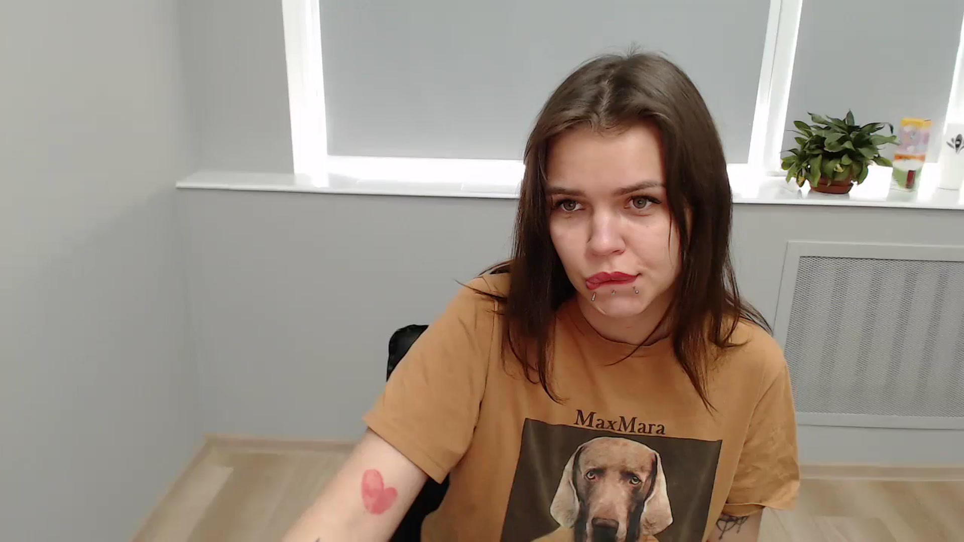Gallery image thumbnail from KittyDelano's myfreecams stream on, 07/01/2024, 09:10 image 19 of 20