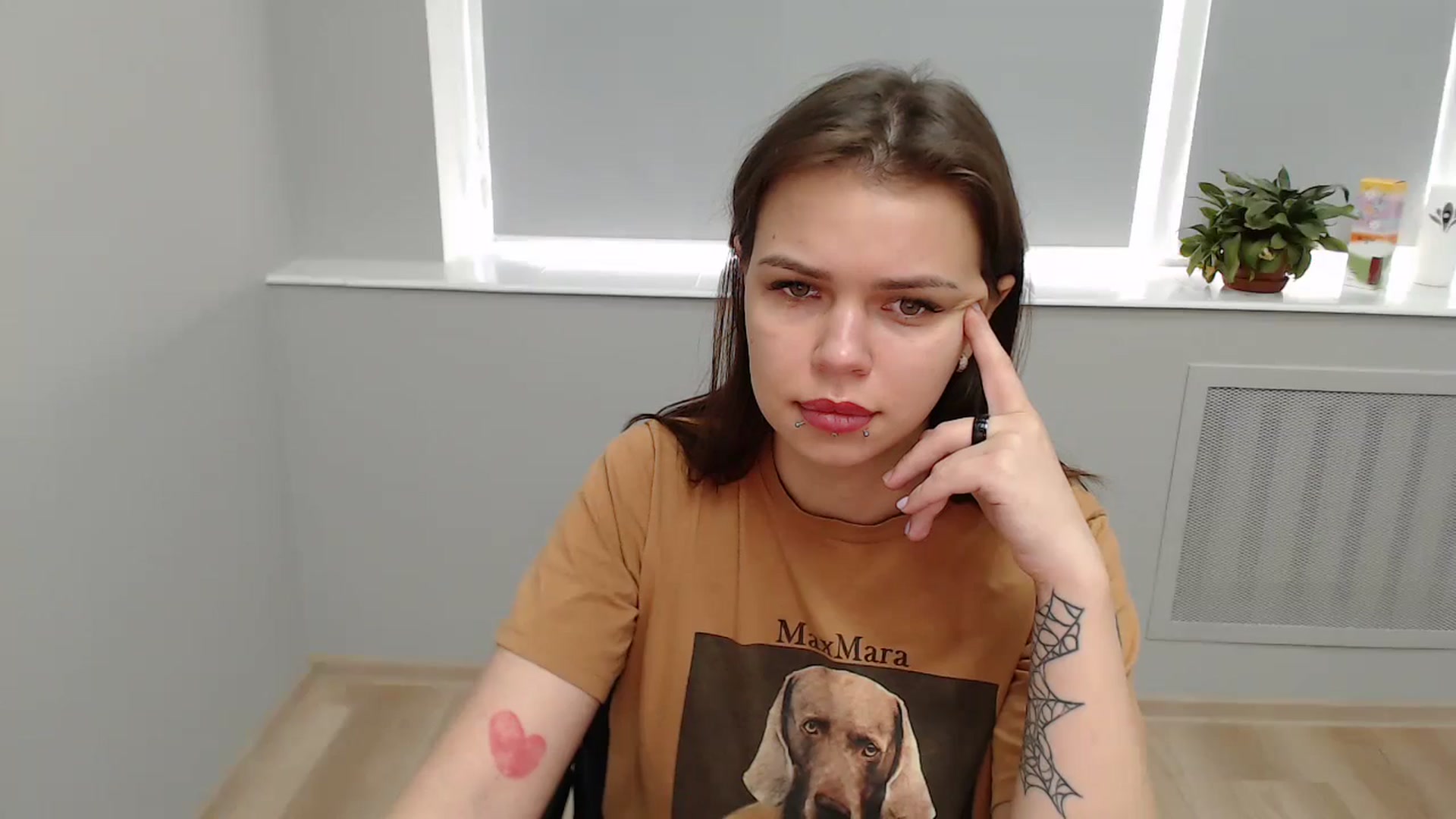 Gallery image thumbnail from KittyDelano's myfreecams stream on, 07/01/2024, 09:10 image 13 of 20