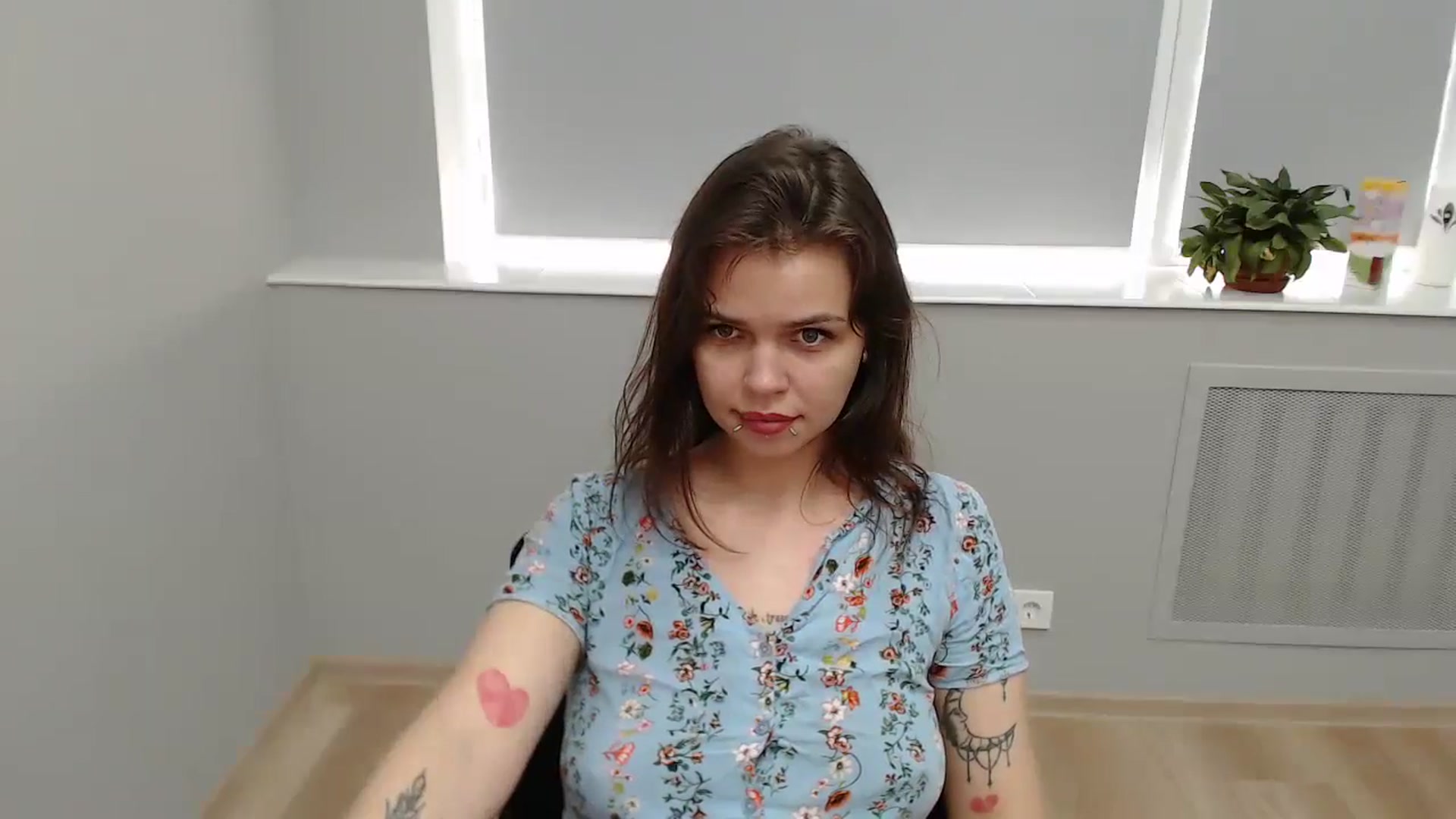 Gallery image thumbnail from KittyDelano's myfreecams stream on, 07/03/2024, 11:05 image 9 of 20
