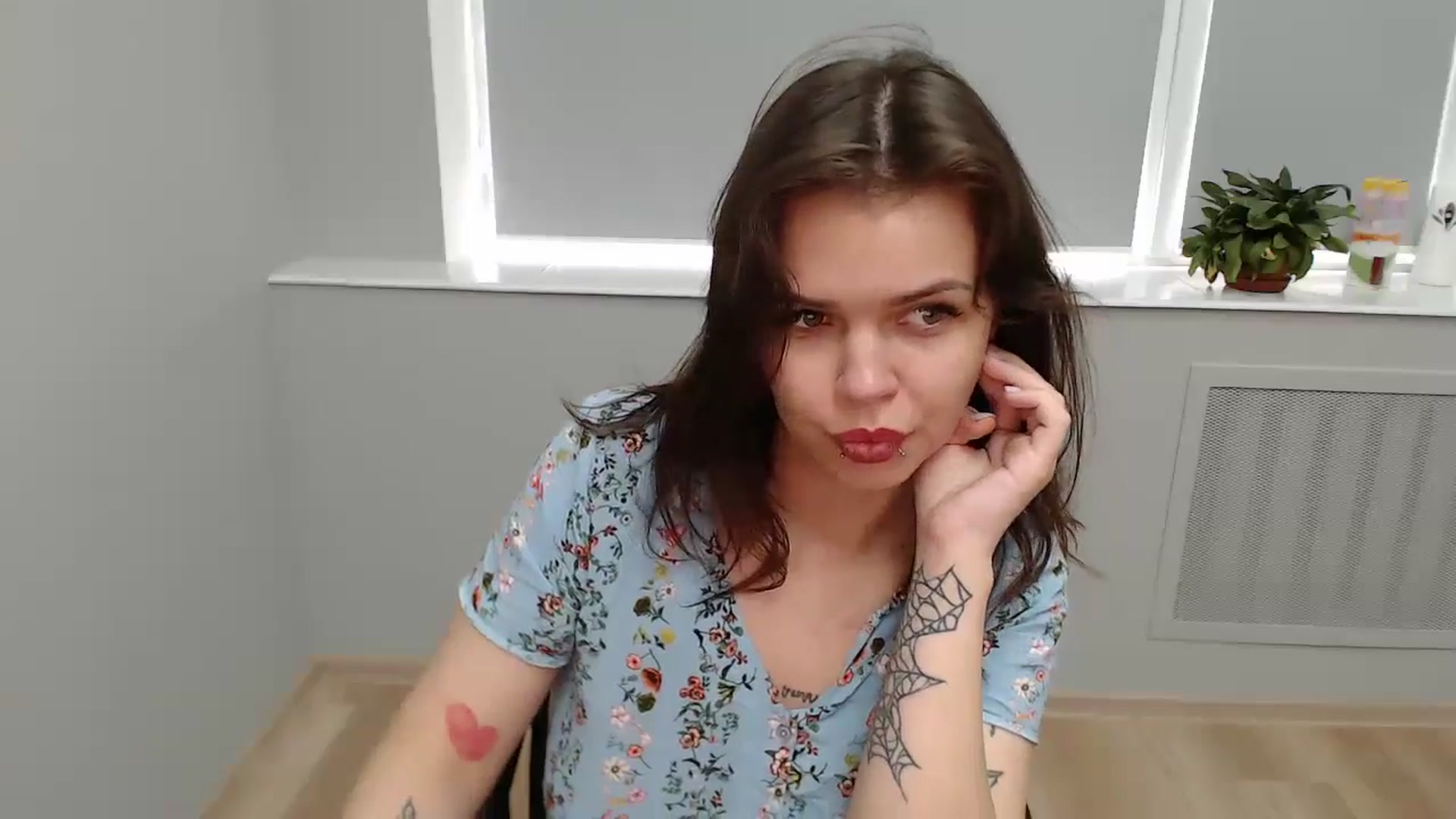 Gallery image thumbnail from KittyDelano's myfreecams stream on, 07/03/2024, 11:24 image 8 of 20