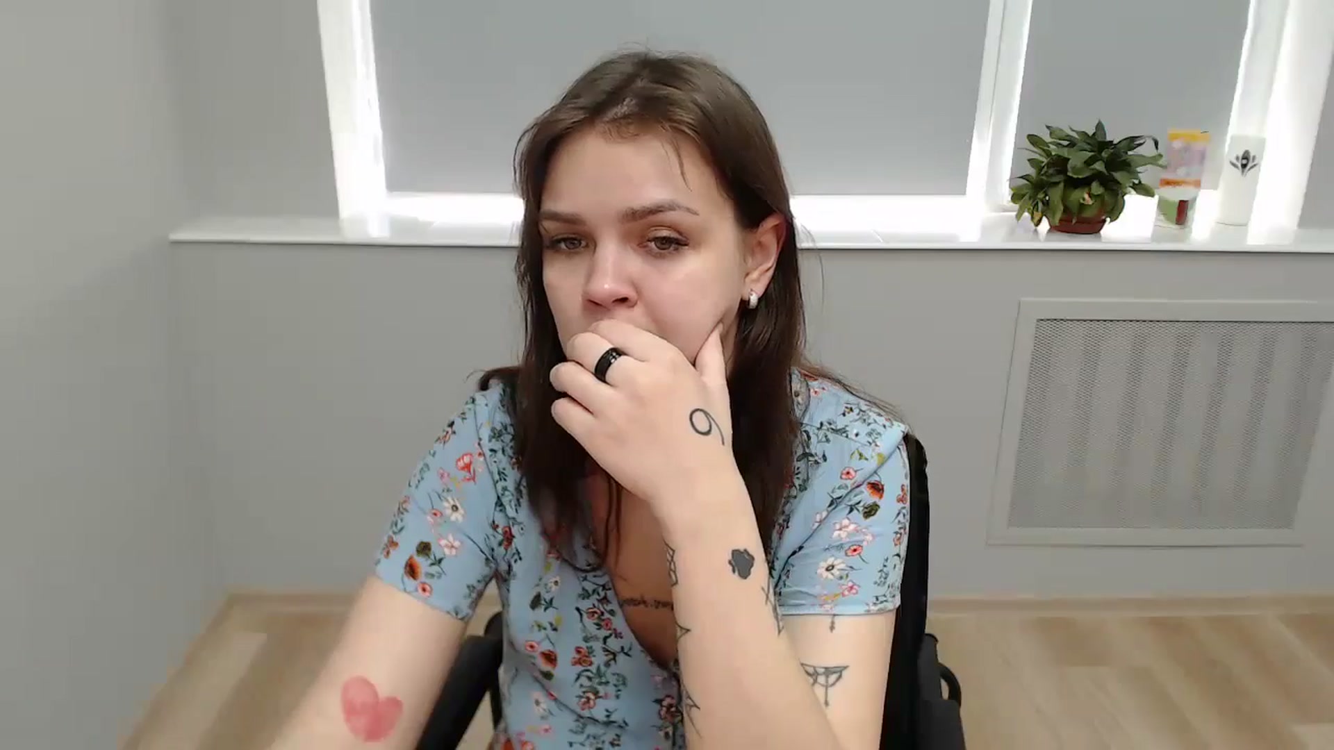 Gallery image thumbnail from KittyDelano's myfreecams stream on, 07/05/2024, 11:11 image 3 of 20