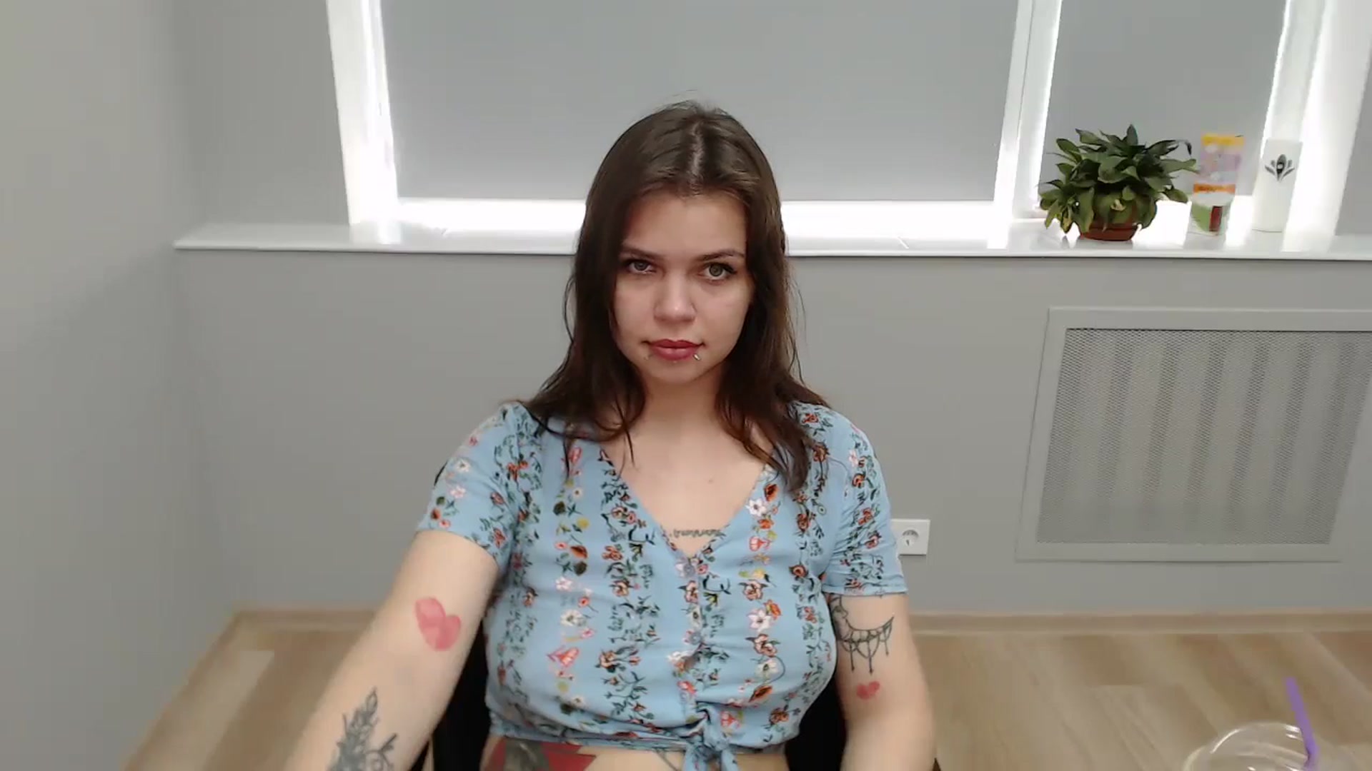 Gallery image thumbnail from KittyDelano's myfreecams stream on, 07/05/2024, 11:11 image 6 of 20