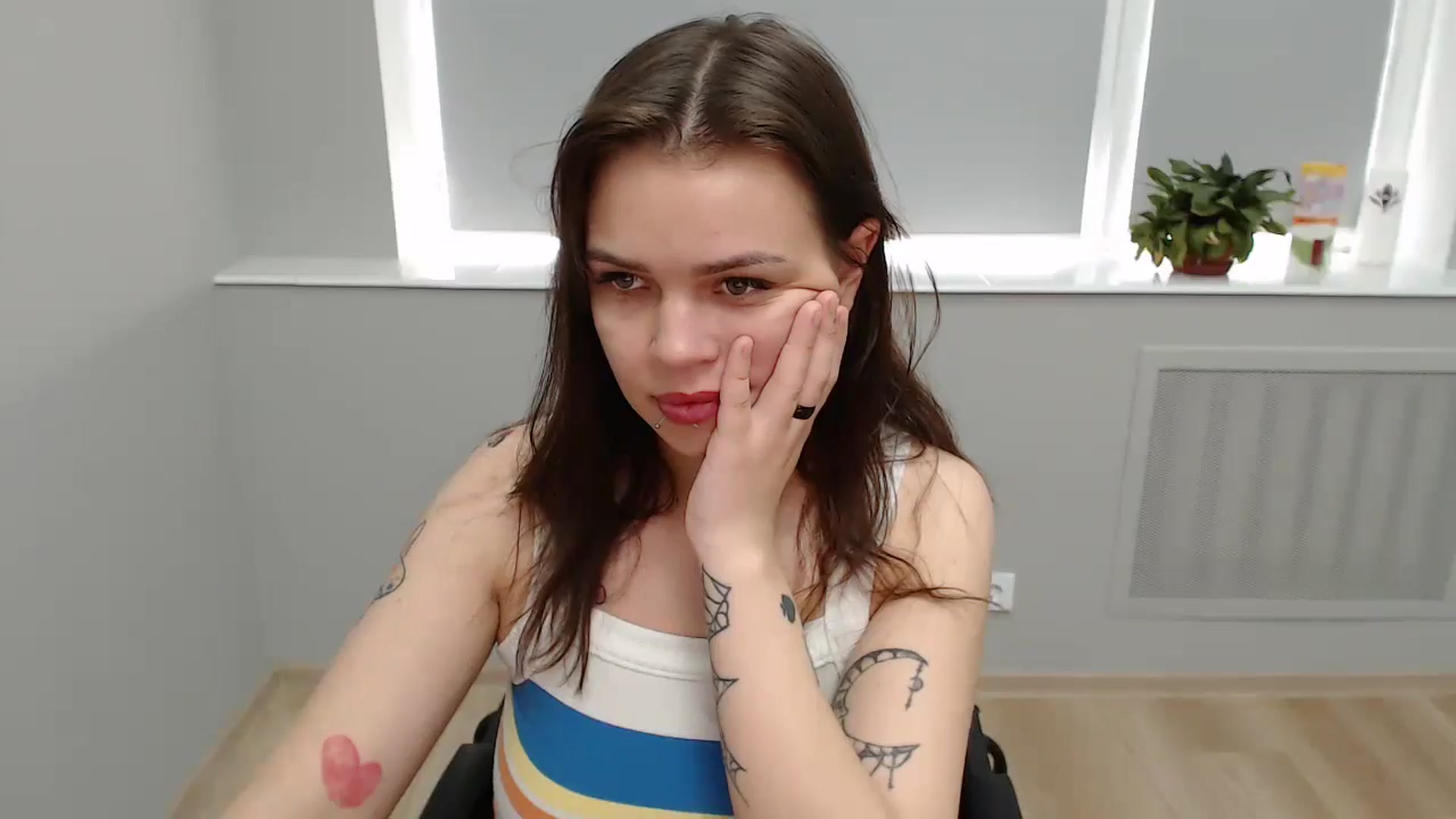 Gallery image thumbnail from KittyDelano's myfreecams stream on, 07/06/2024, 11:30 image 13 of 20