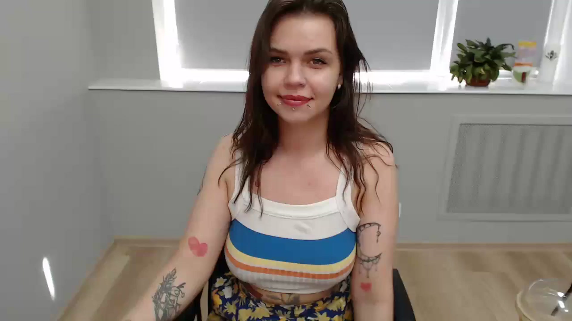 Gallery image thumbnail from KittyDelano's myfreecams stream on, 07/06/2024, 13:34 image 4 of 20