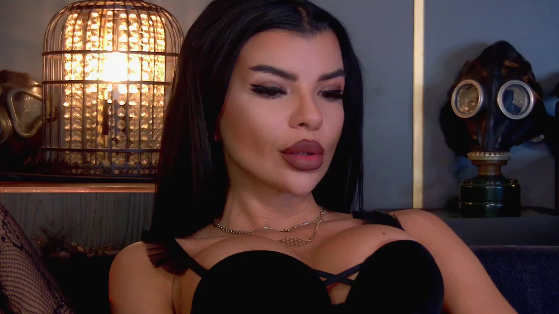 Gallery image thumbnail from KittyDiamond5's myfreecams stream on, 11/03/2025, 16:08 image 3 of 20