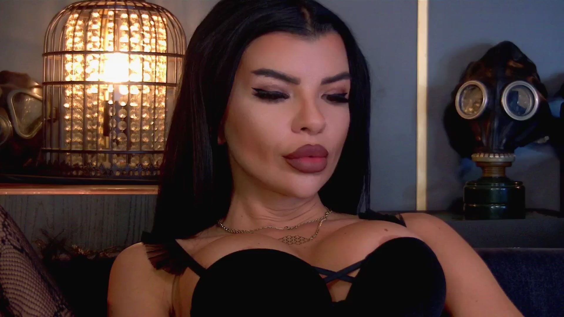 Gallery image thumbnail from KittyDiamond5's myfreecams stream on, 11/03/2025, 16:08 image 4 of 20