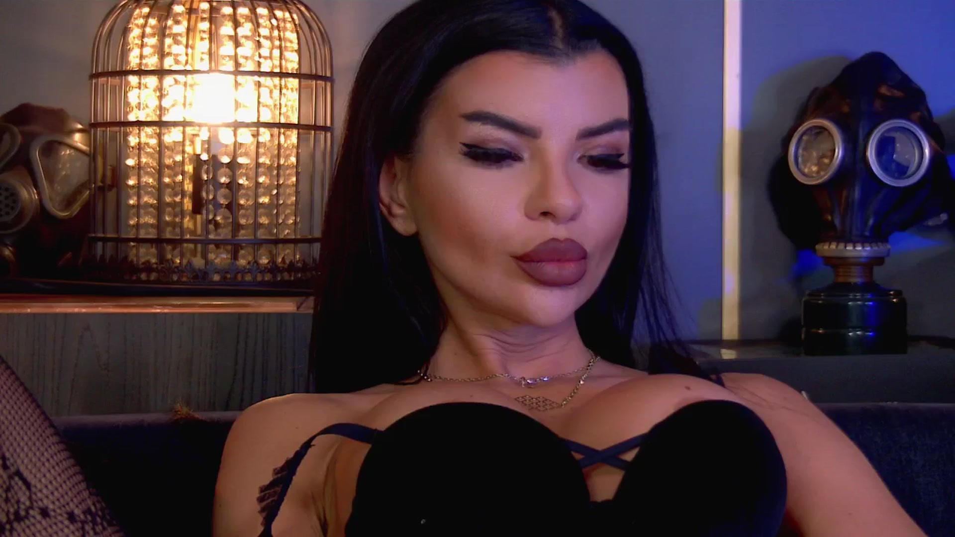 Gallery image thumbnail from KittyDiamond5's myfreecams stream on, 11/03/2025, 16:08 image 19 of 20