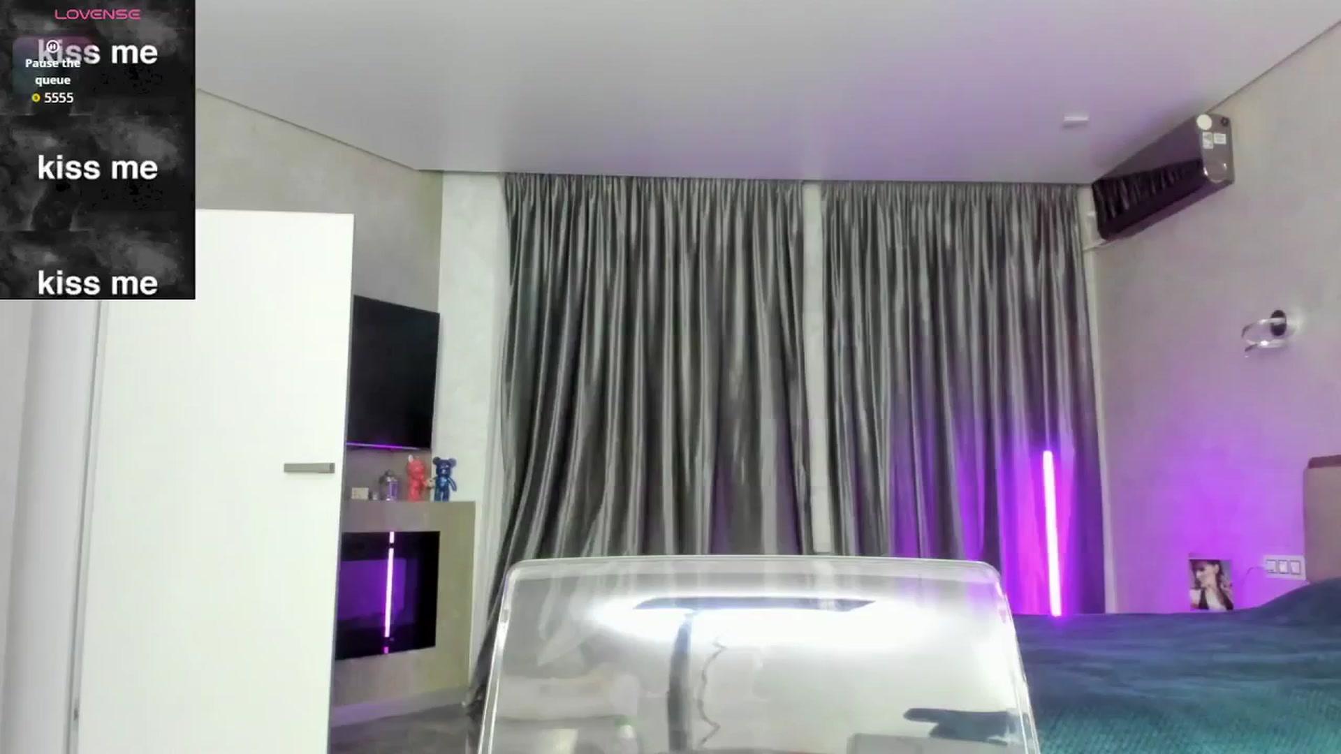Gallery image thumbnail from KittyK_'s myfreecams stream on, 11/15/2025, 19:35 image 3 of 20