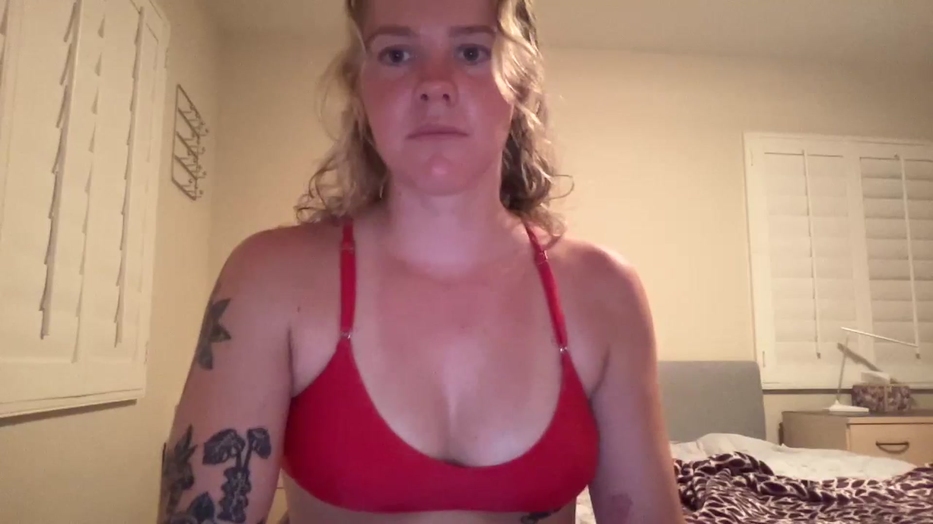 Gallery image thumbnail from KittyKat29's myfreecams stream on, 08/16/2023, 03:49 image 10 of 20