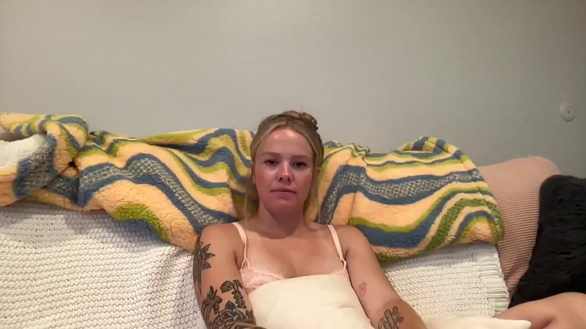 Gallery image thumbnail from KittyKat29's myfreecams stream on, 08/16/2023, 23:34 image 3 of 20