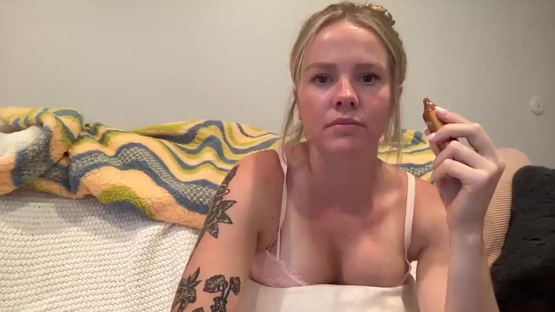 Gallery image thumbnail from KittyKat29's myfreecams stream on, 08/16/2023, 23:34 image 1 of 20