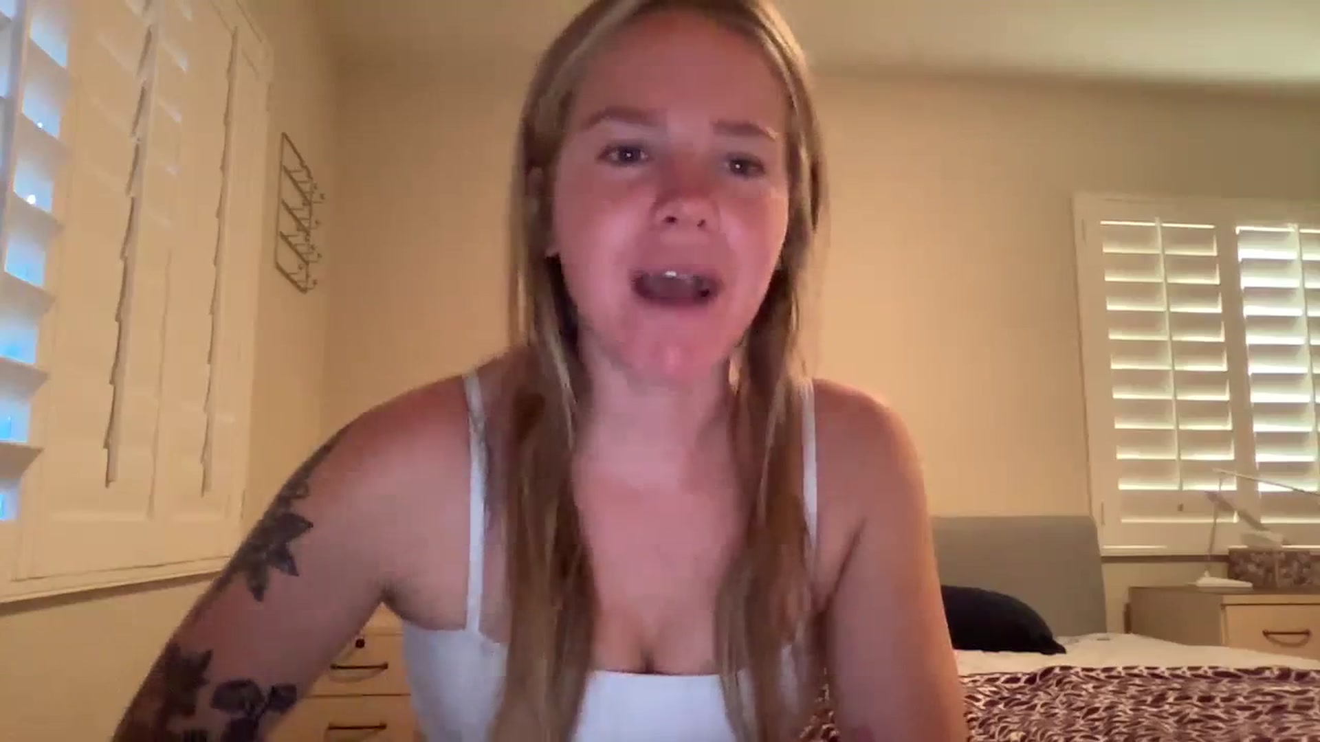 Gallery image thumbnail from KittyKat29's myfreecams stream on, 08/19/2023, 02:23 image 9 of 20