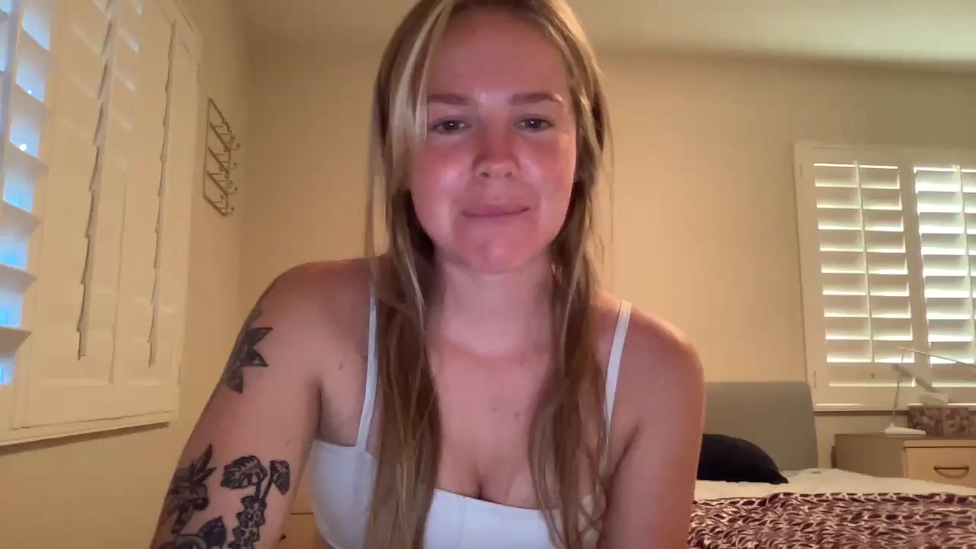 Gallery image thumbnail from KittyKat29's myfreecams stream on, 08/19/2023, 02:23 image 5 of 20