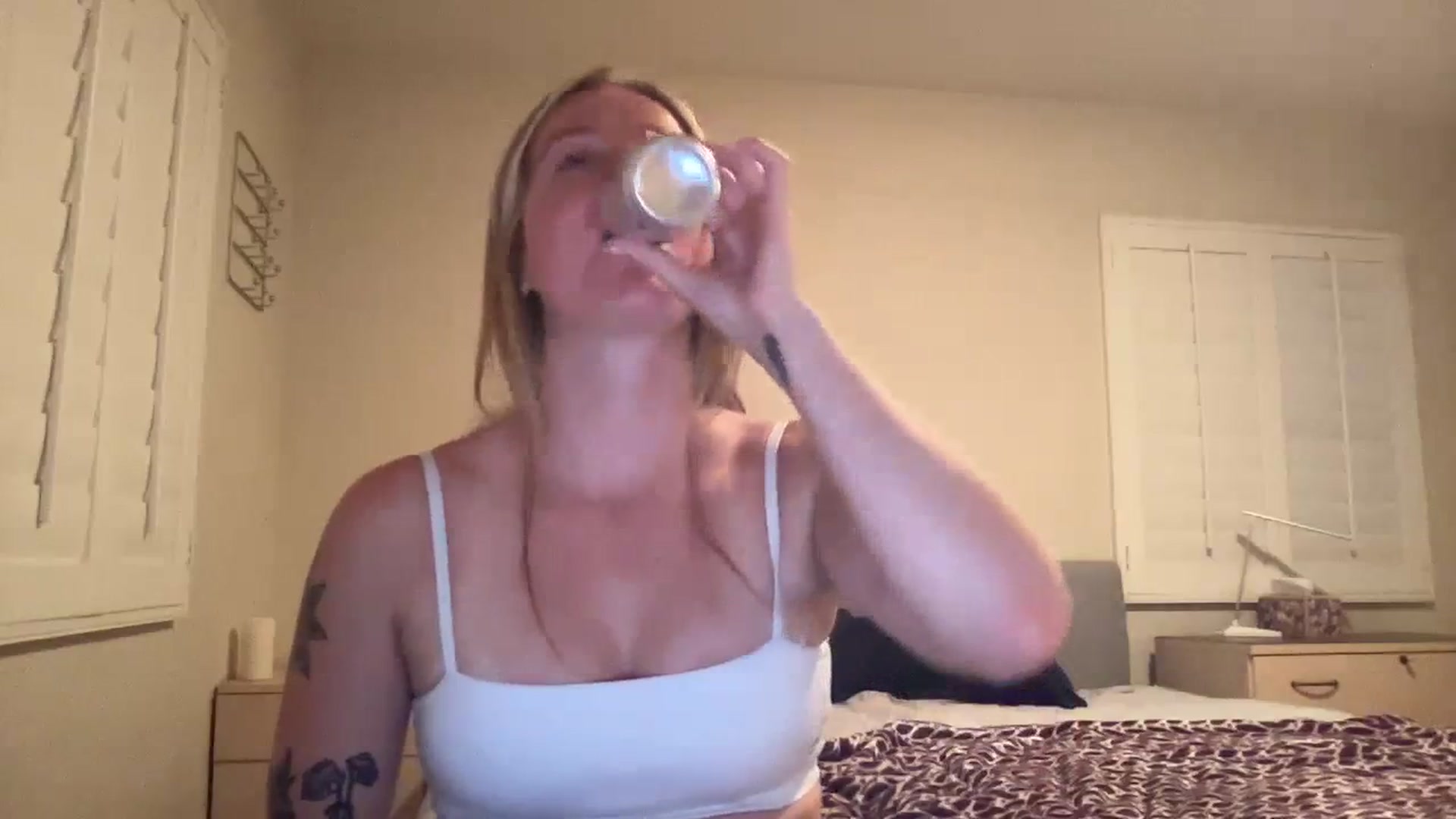 Gallery image thumbnail from KittyKat29's myfreecams stream on, 08/19/2023, 03:02 image 14 of 20