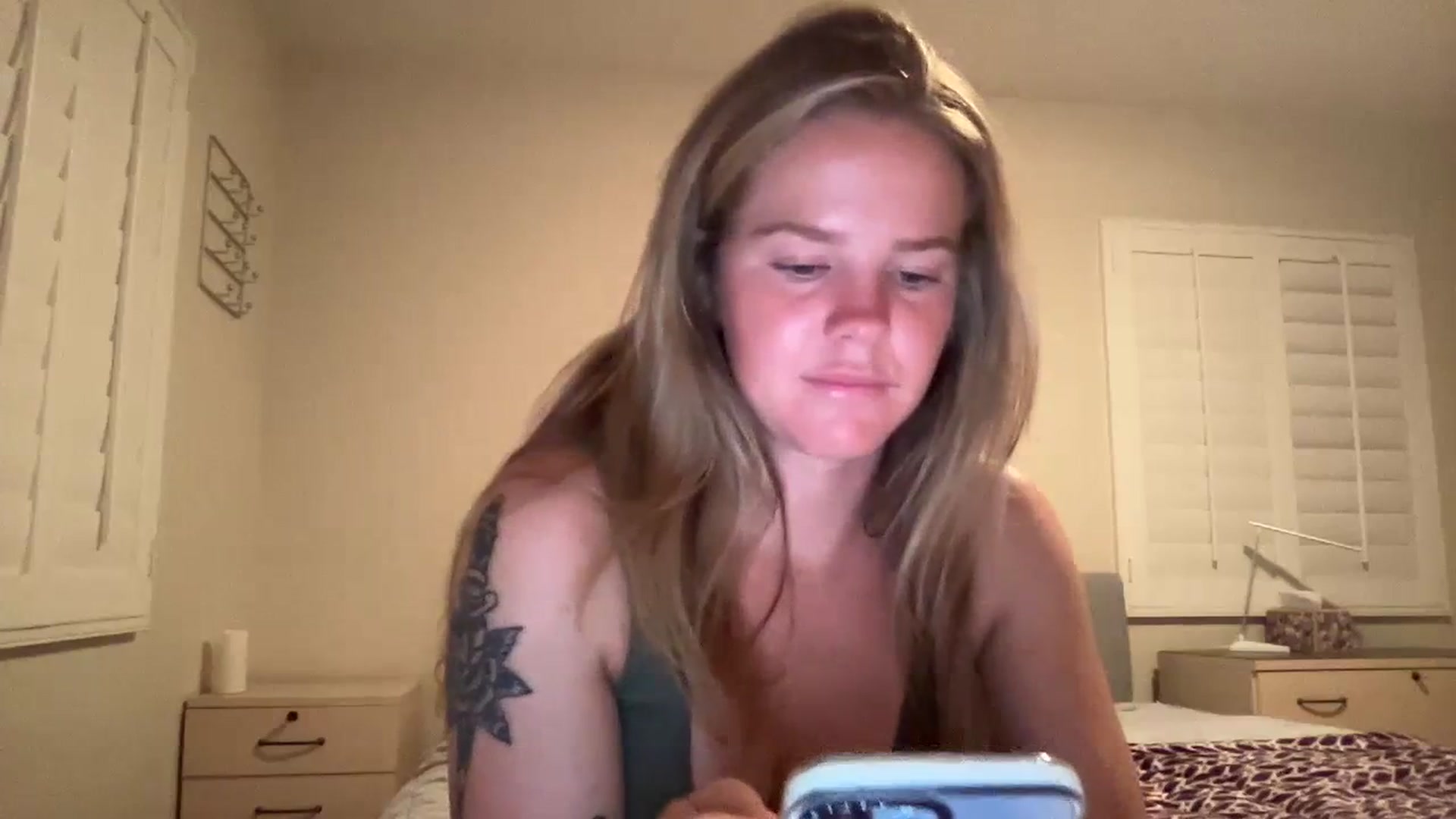 Gallery image thumbnail from KittyKat29's myfreecams stream on, 08/19/2023, 04:36 image 19 of 20