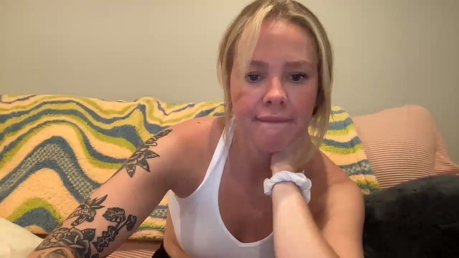 Gallery image thumbnail from KittyKat29's myfreecams stream on, 08/20/2023, 22:44 image 17 of 20