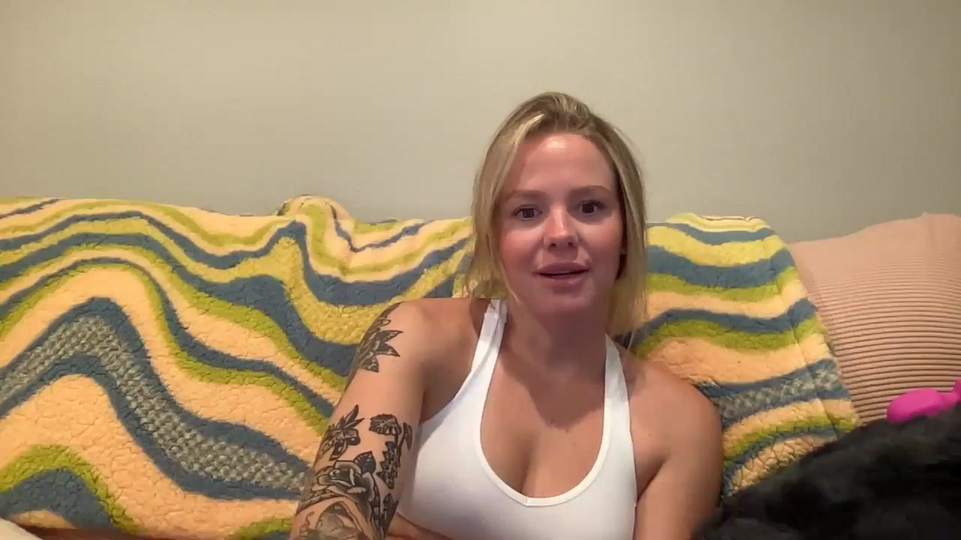 Gallery image thumbnail from KittyKat29's myfreecams stream on, 08/20/2023, 23:05 image 12 of 20