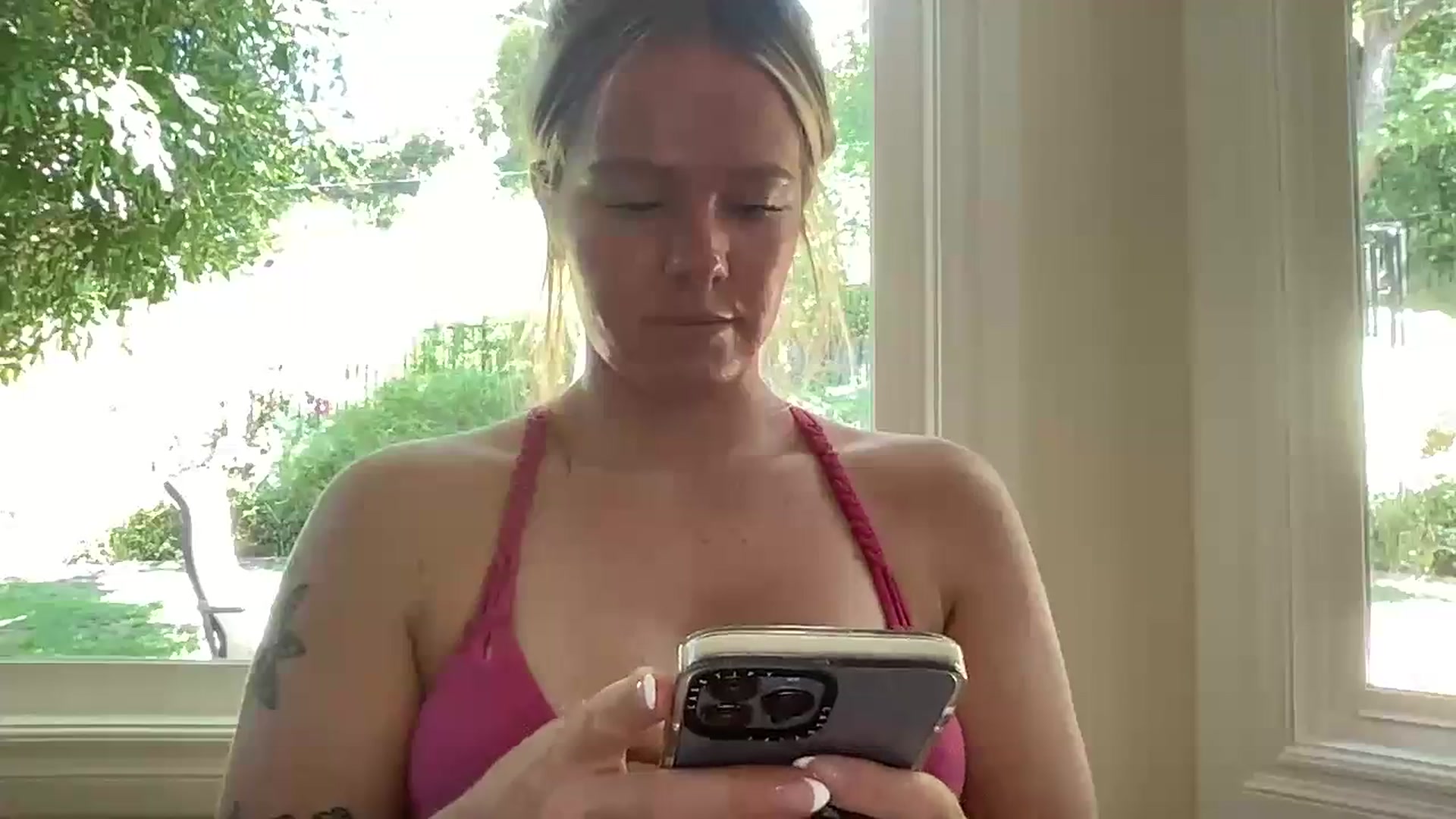 Gallery image thumbnail from KittyKat29's myfreecams stream on, 08/25/2023, 21:56 image 5 of 20