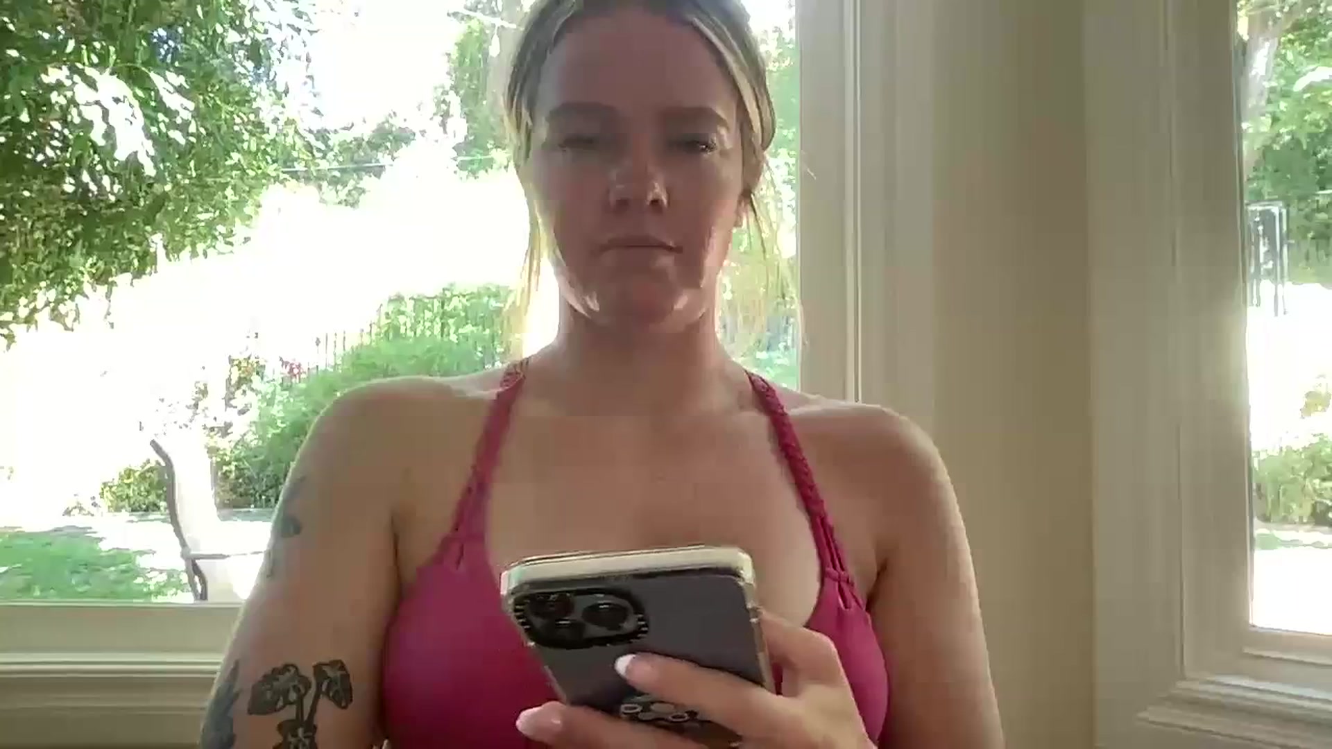 Gallery image thumbnail from KittyKat29's myfreecams stream on, 08/25/2023, 21:56 image 7 of 20
