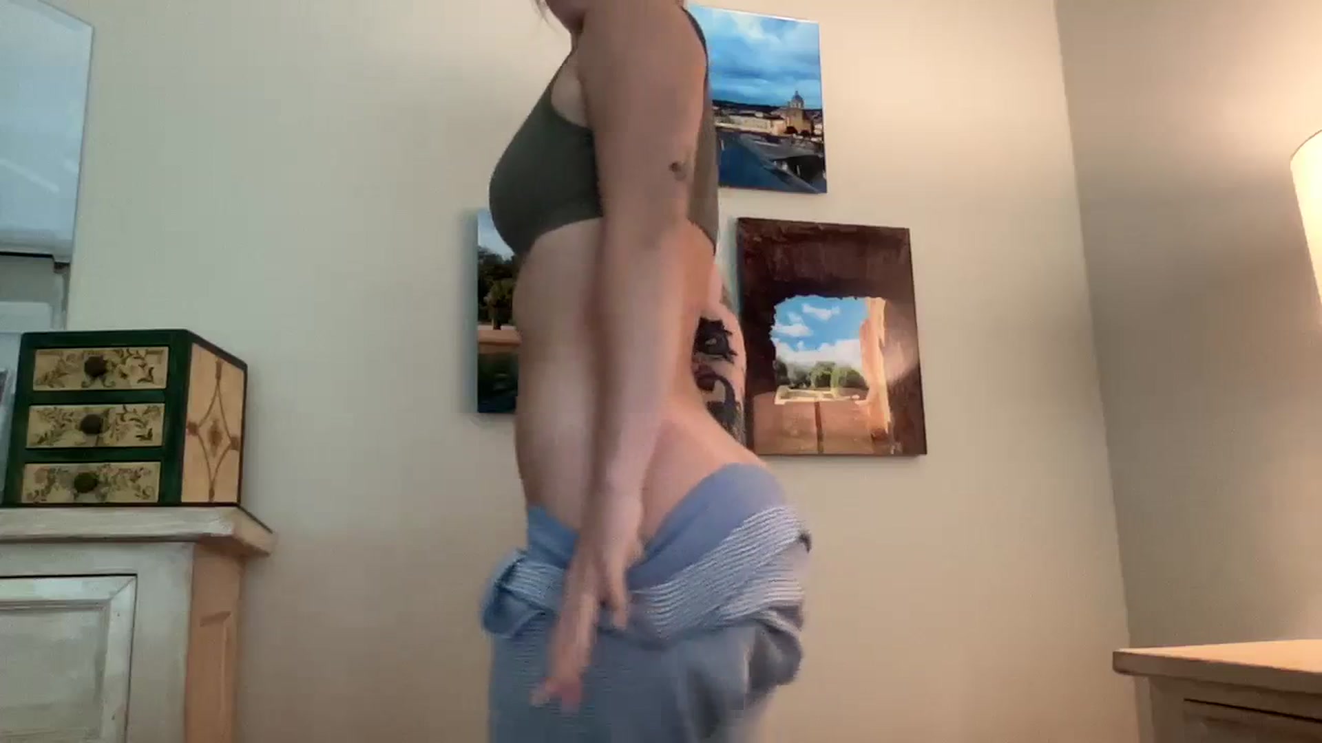 Gallery image thumbnail from KittyKat29's myfreecams stream on, 08/30/2023, 22:09 image 15 of 20