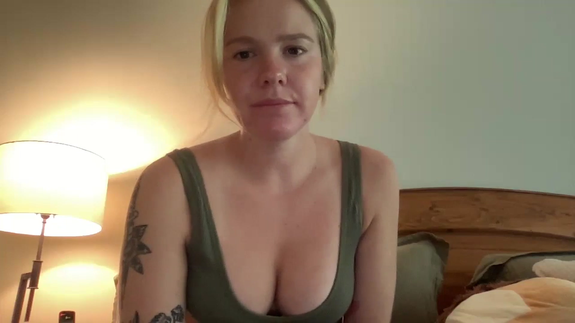 Gallery image thumbnail from KittyKat29's myfreecams stream on, 08/30/2023, 22:09 image 12 of 20
