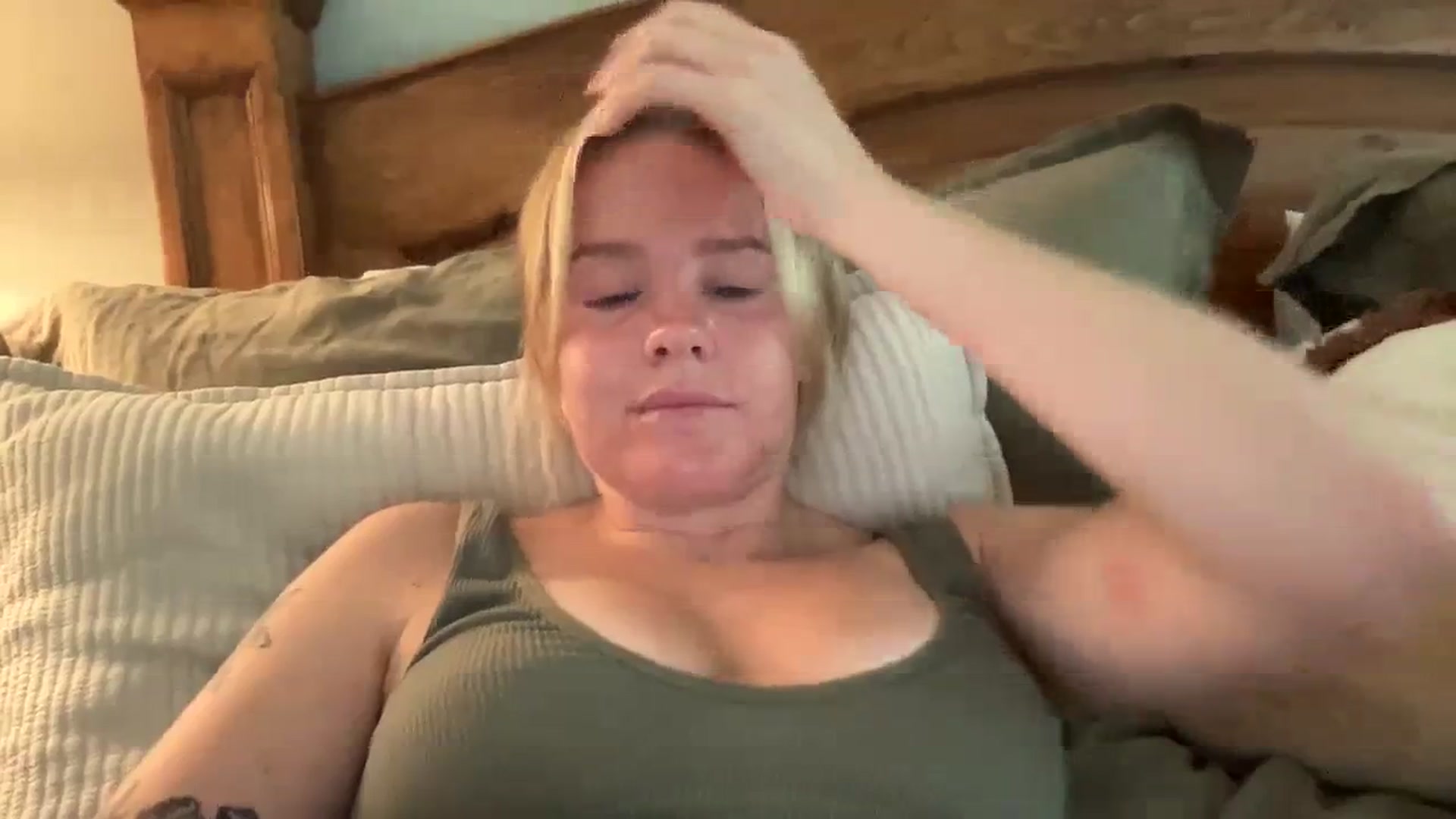 Gallery image thumbnail from KittyKat29's myfreecams stream on, 08/30/2023, 22:36 image 19 of 20
