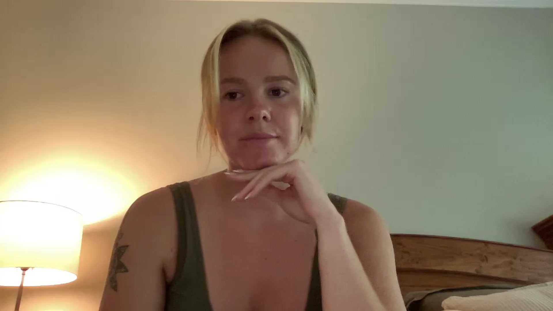 Gallery image thumbnail from KittyKat29's myfreecams stream on, 08/30/2023, 22:36 image 4 of 20