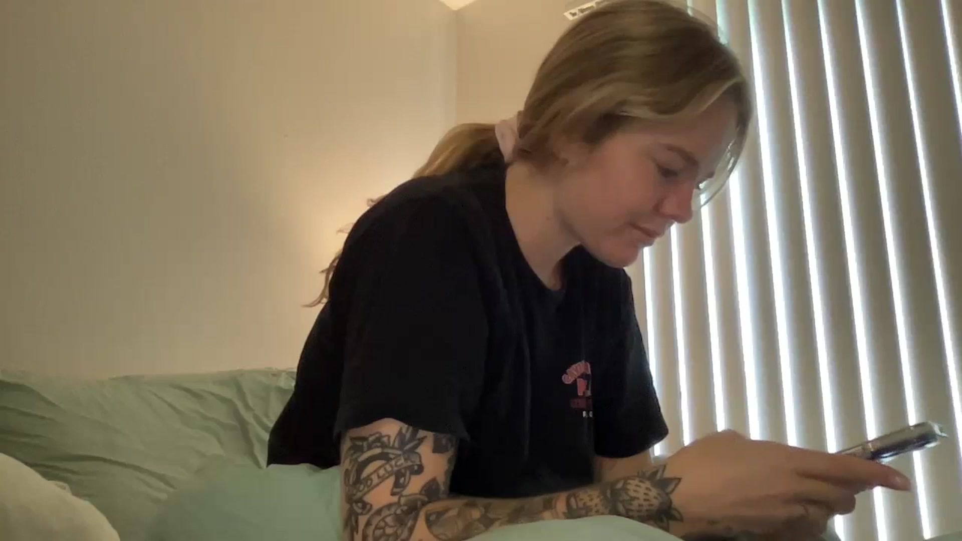 Gallery image thumbnail from KittyKat29's myfreecams stream on, 09/02/2023, 16:56 image 3 of 20