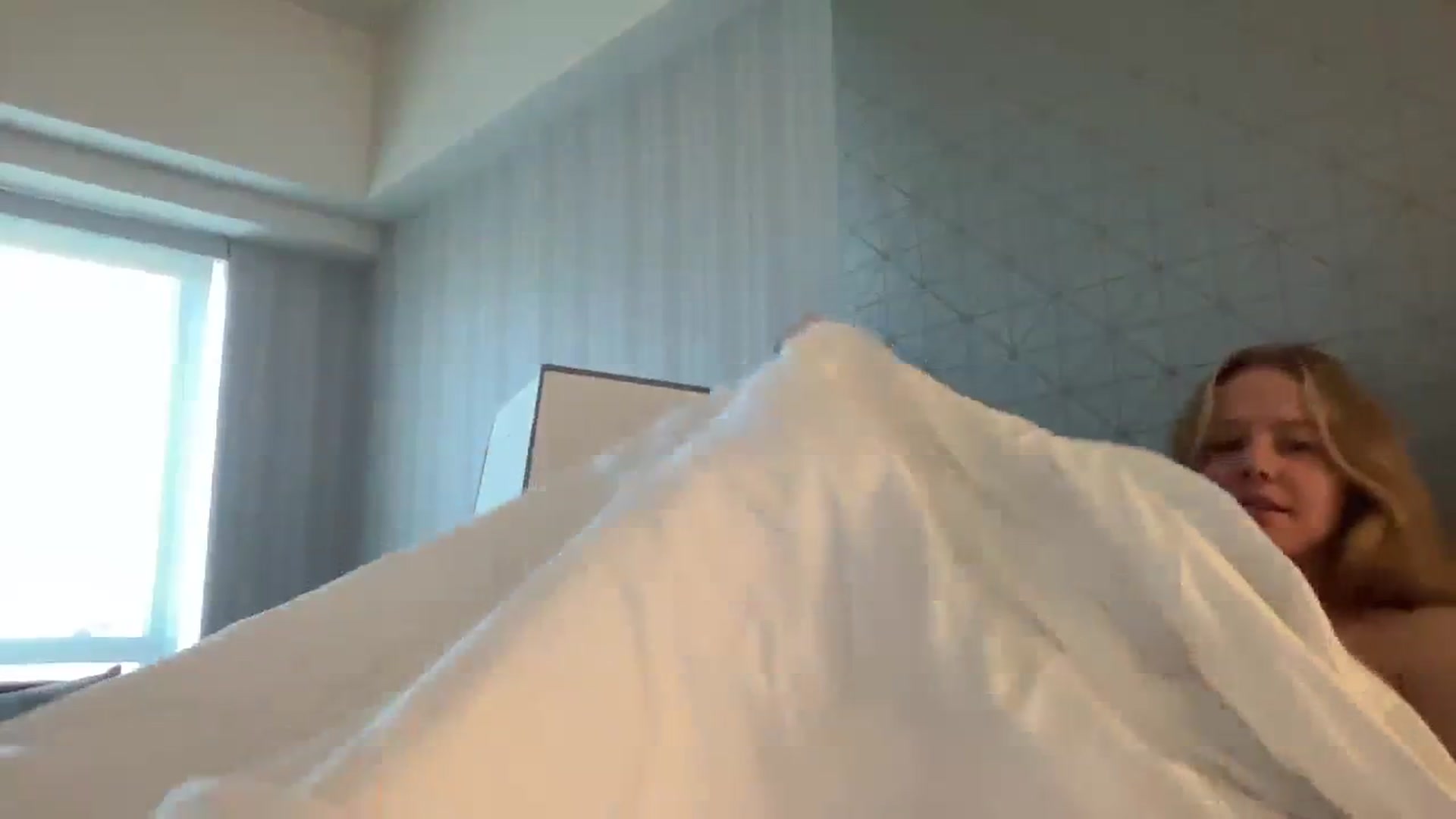 Gallery image thumbnail from KittyKat29's myfreecams stream on, 09/09/2023, 01:42 image 8 of 20